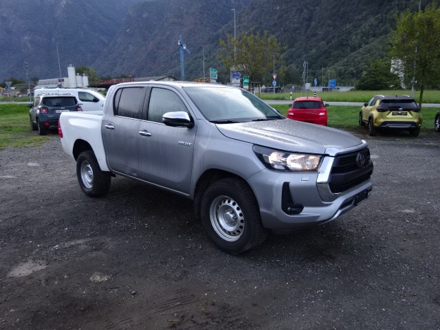 TOYOTA Hilux 2.4D-4D Comfort Double Cab 4x4 A-image-3