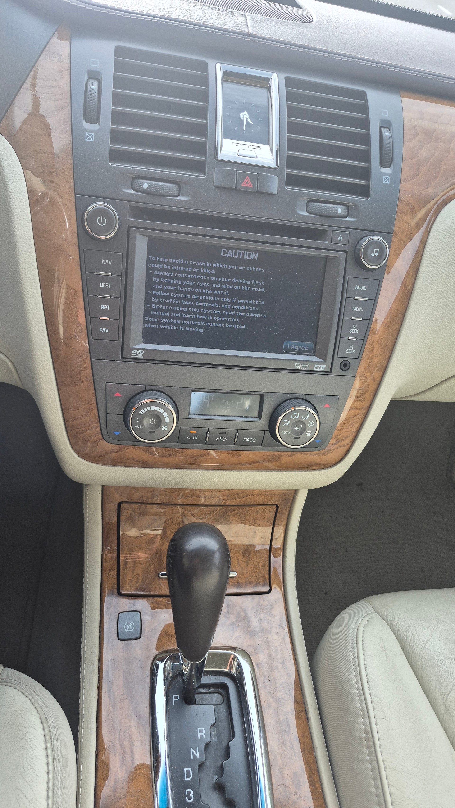 CADILLAC PLATINUM-image-10