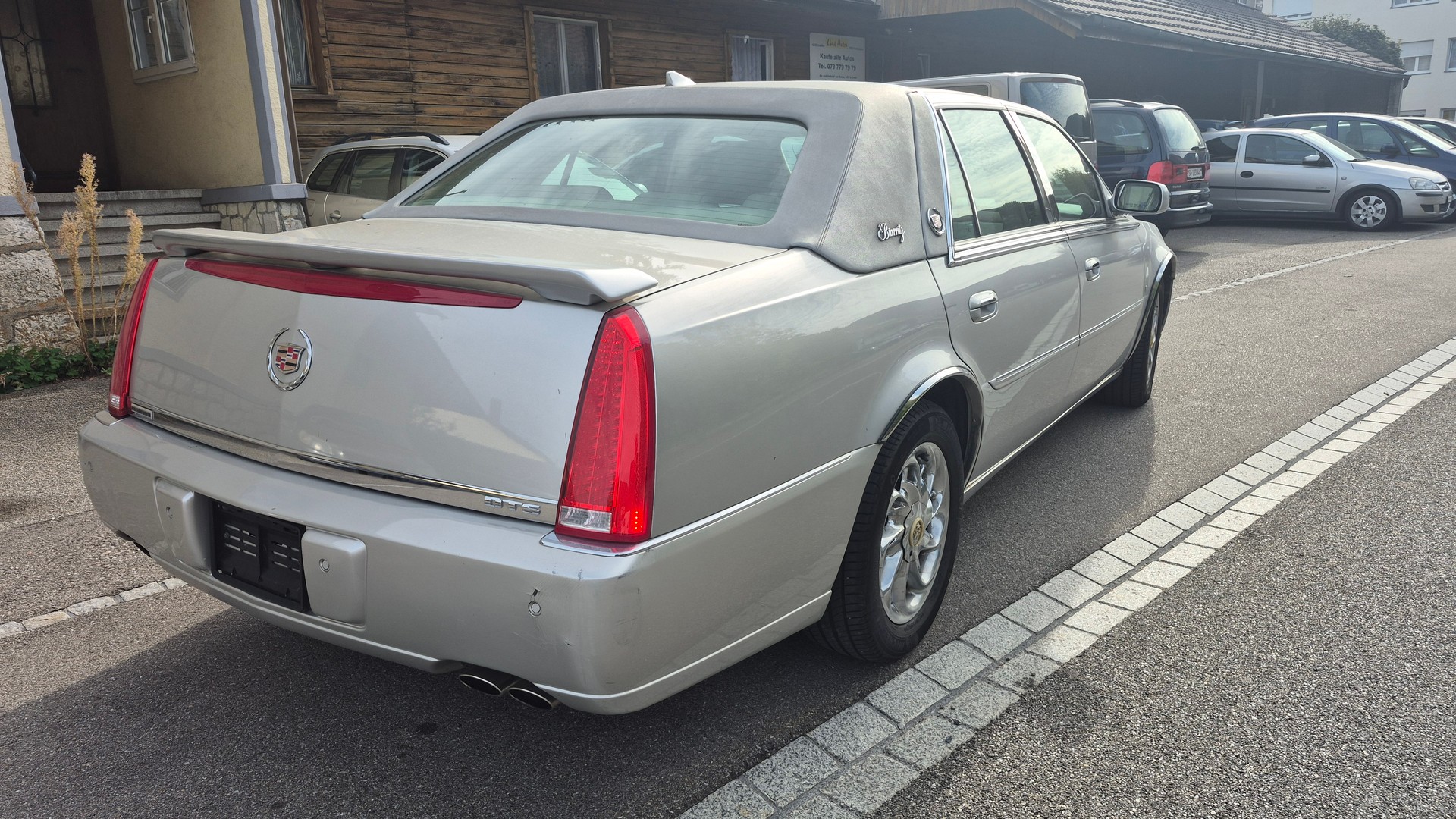 CADILLAC PLATINUM-image-4