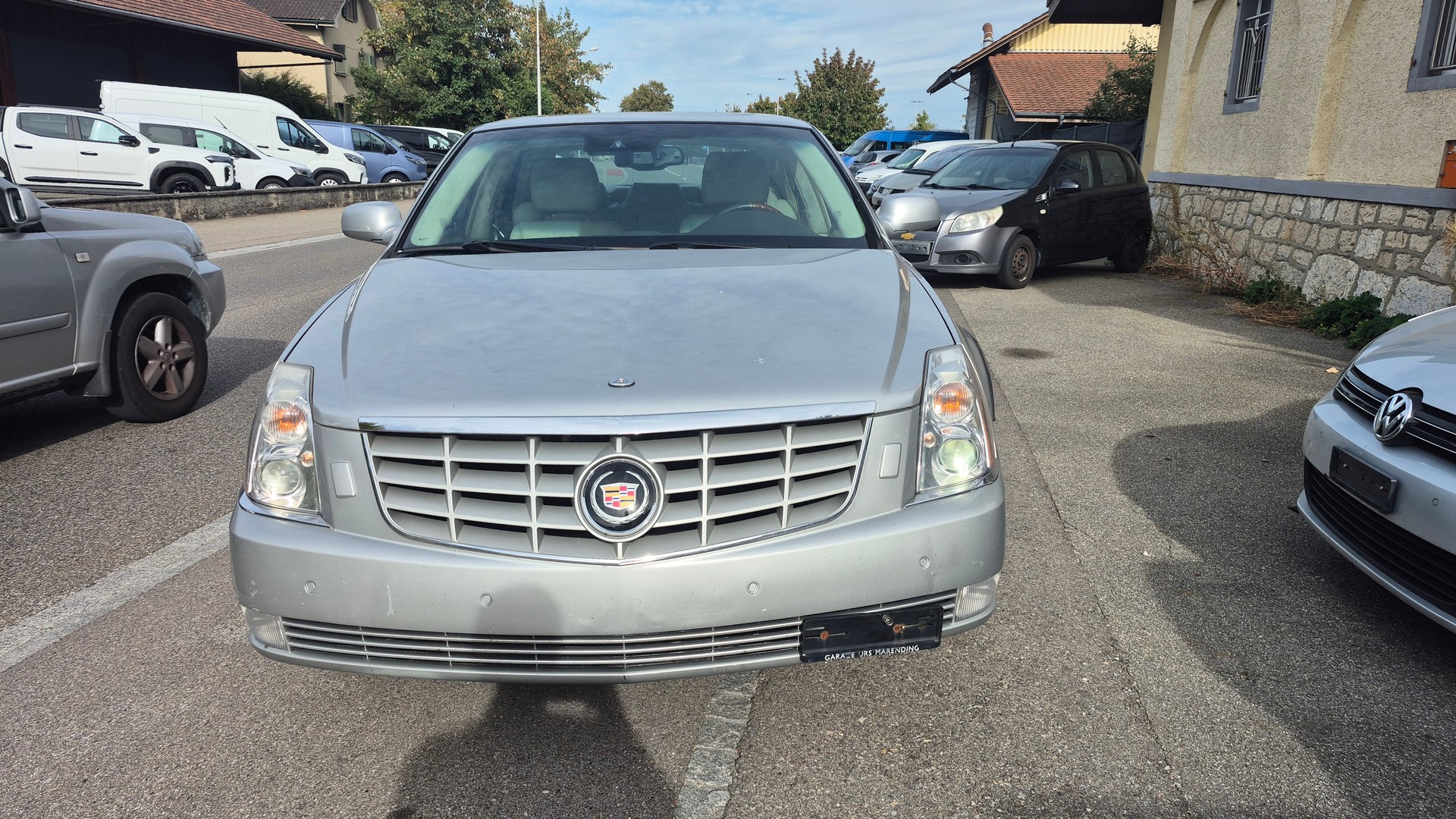 CADILLAC PLATINUM-image-1