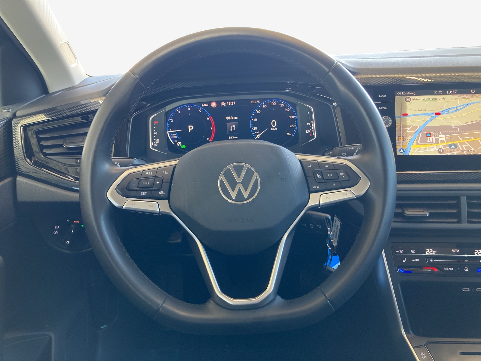 VW Polo 1.0 TSI Life DSG-image-9