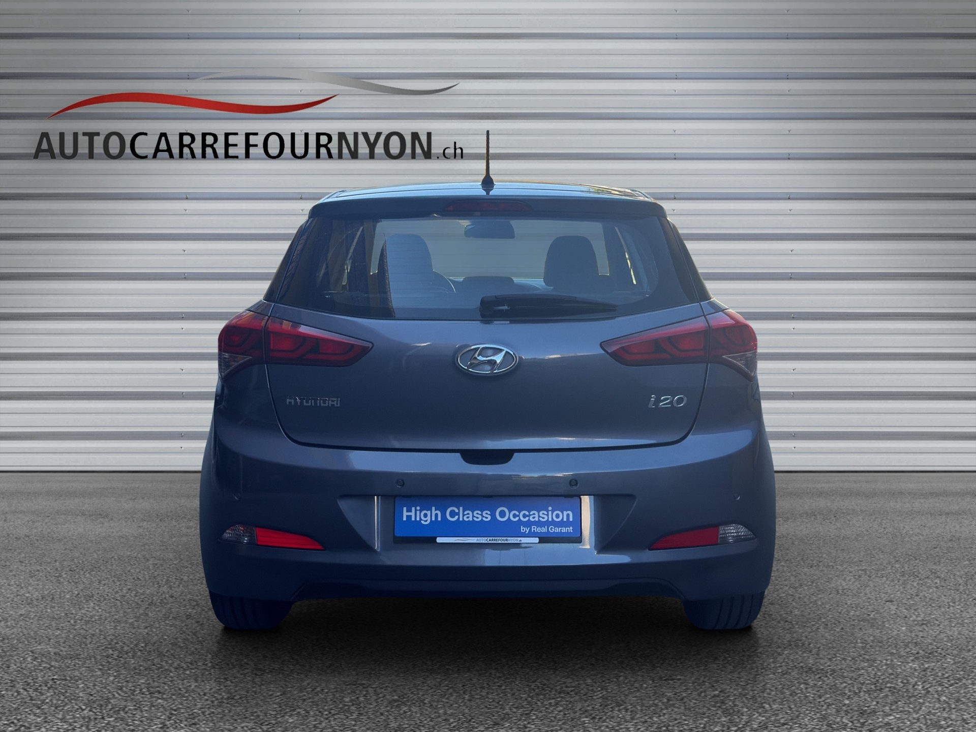 HYUNDAI i20 1.4 Amplia Automatic-image-6