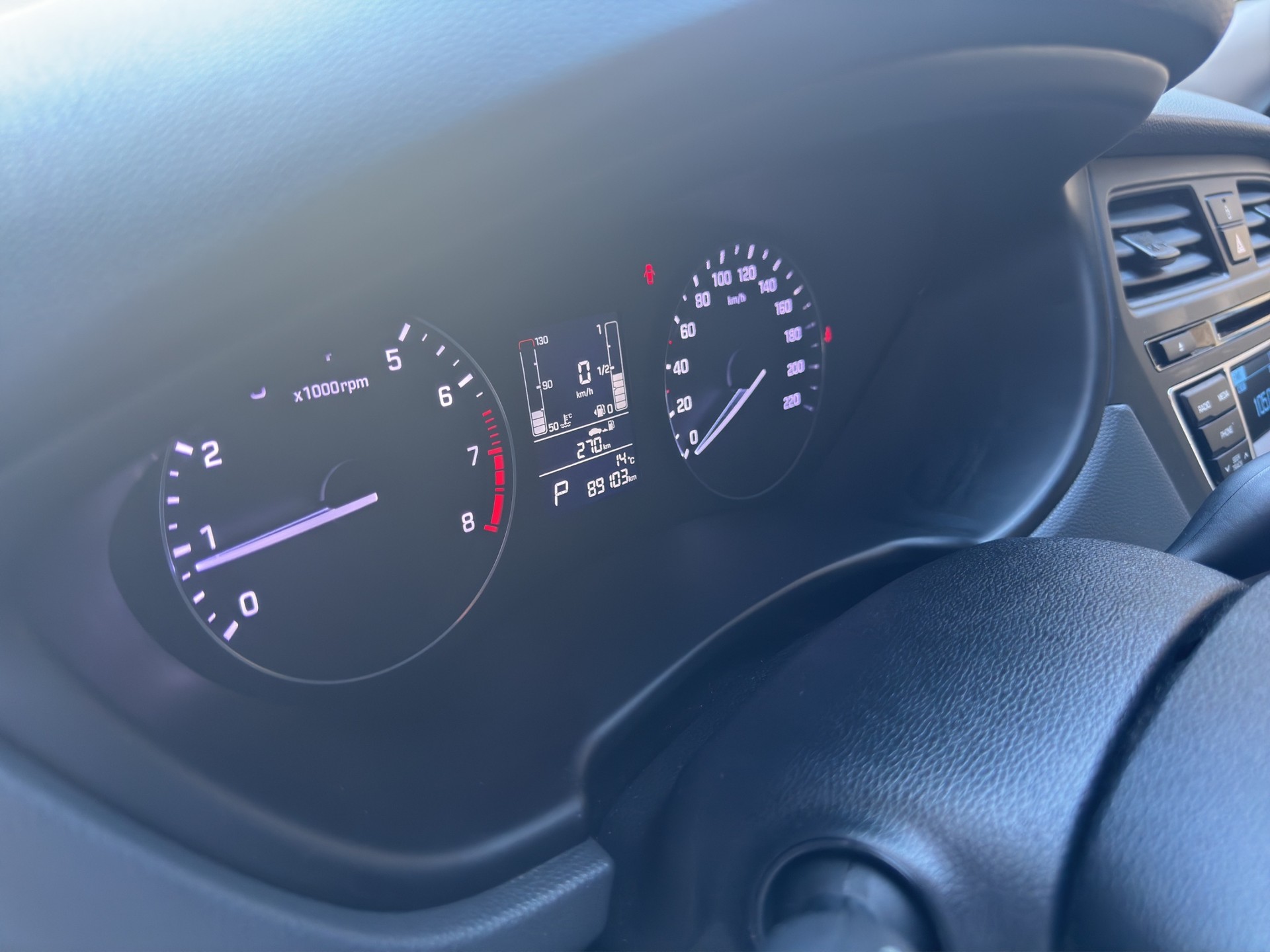 HYUNDAI i20 1.4 Amplia Automatic-image-19