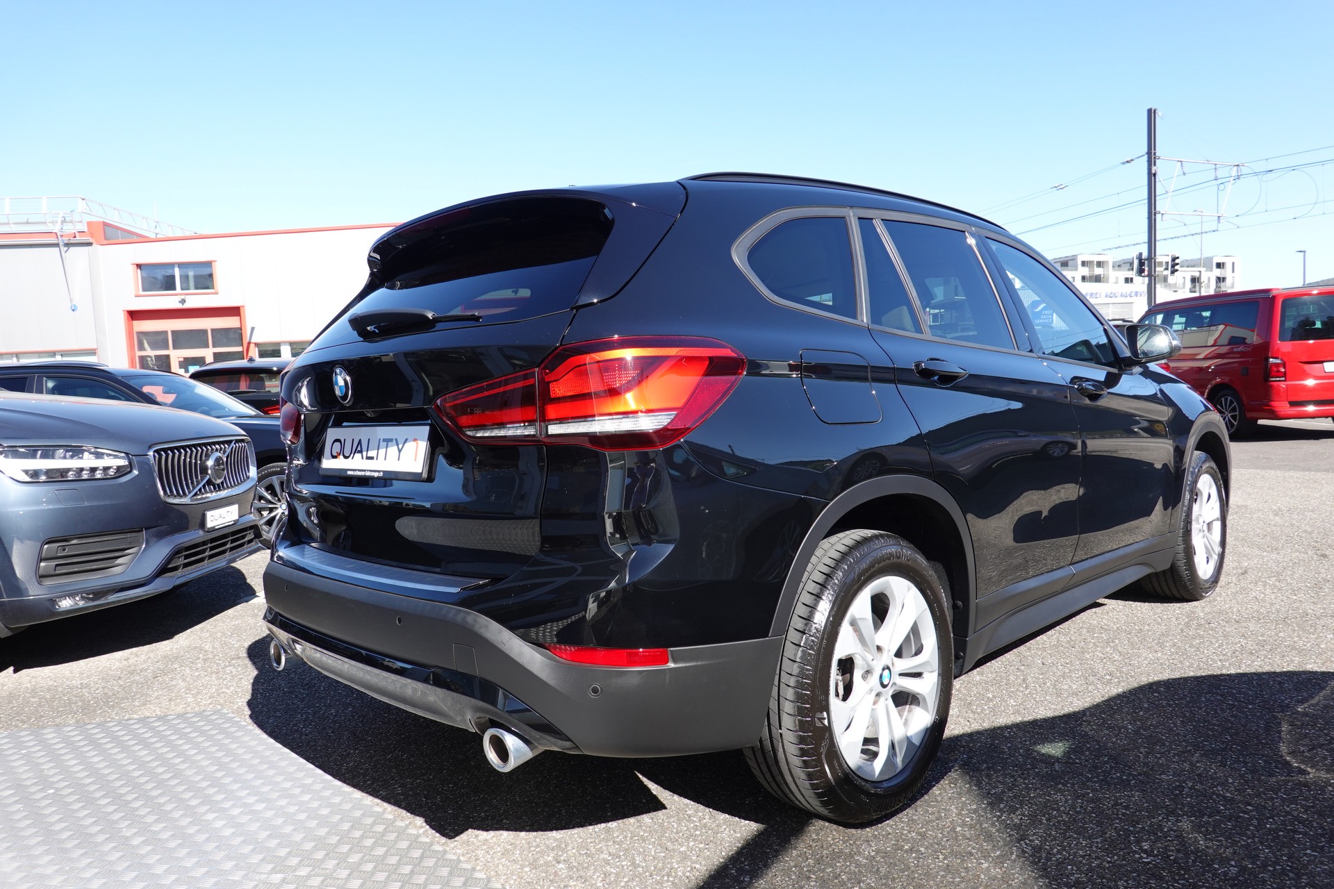 BMW X1 XDRIVE -20i - "ESSENTIAL EDITION" - STEPTRONIC - 178 PS-image-3