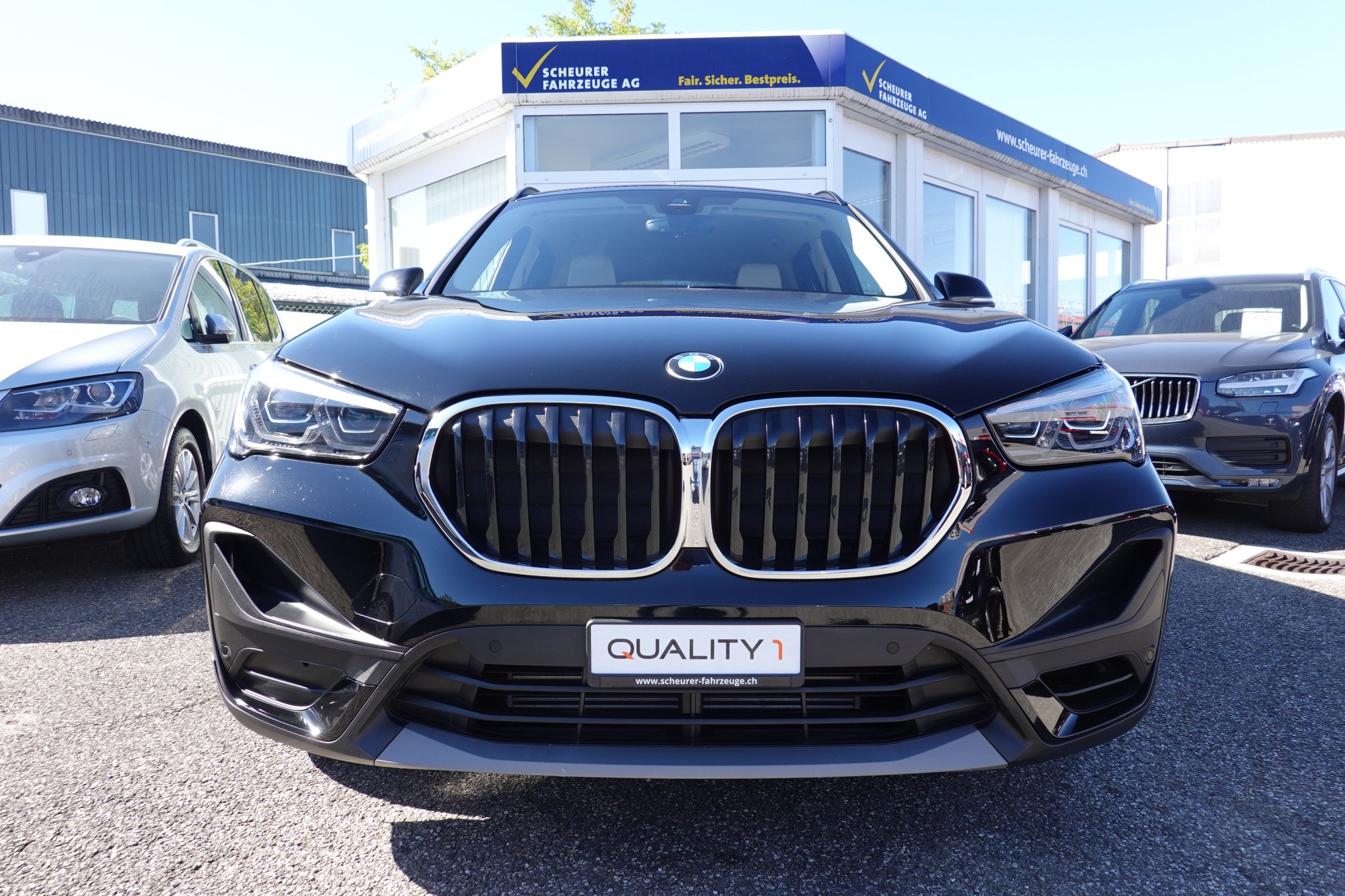 BMW X1 XDRIVE -20i - "ESSENTIAL EDITION" - STEPTRONIC - 178 PS-image-5