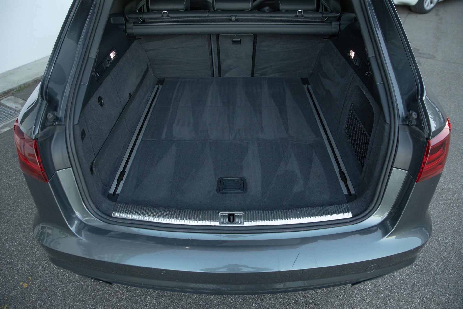 AUDI A6 Avant 2.0 TDI quattro S-tronic-image-6