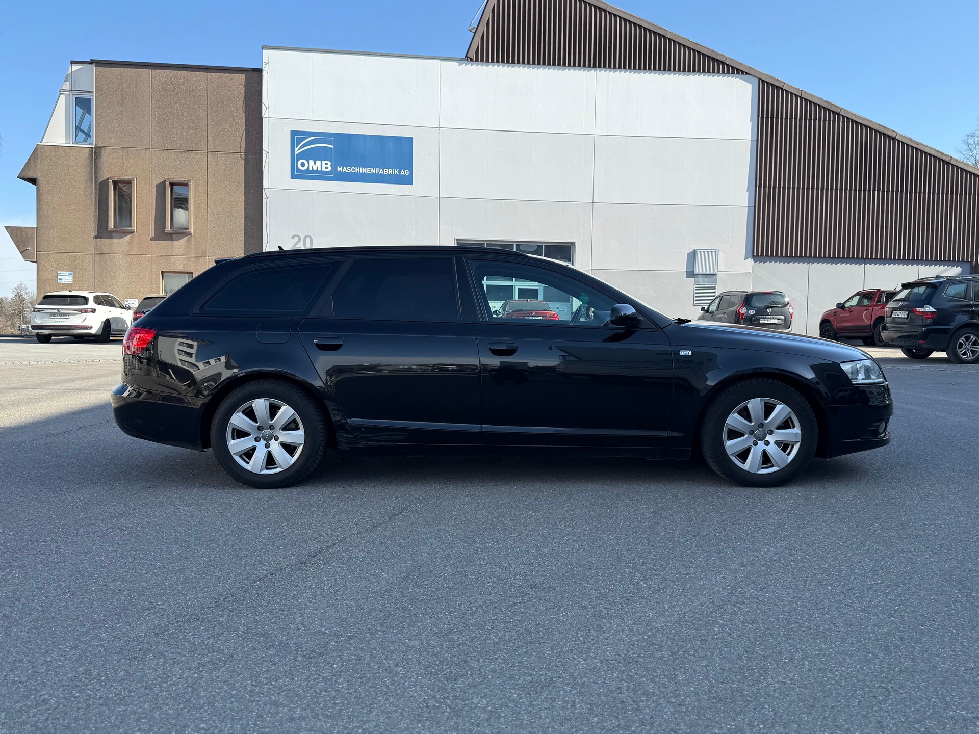 AUDI A6 Avant 3.0 V6 TDI quattro-image-3