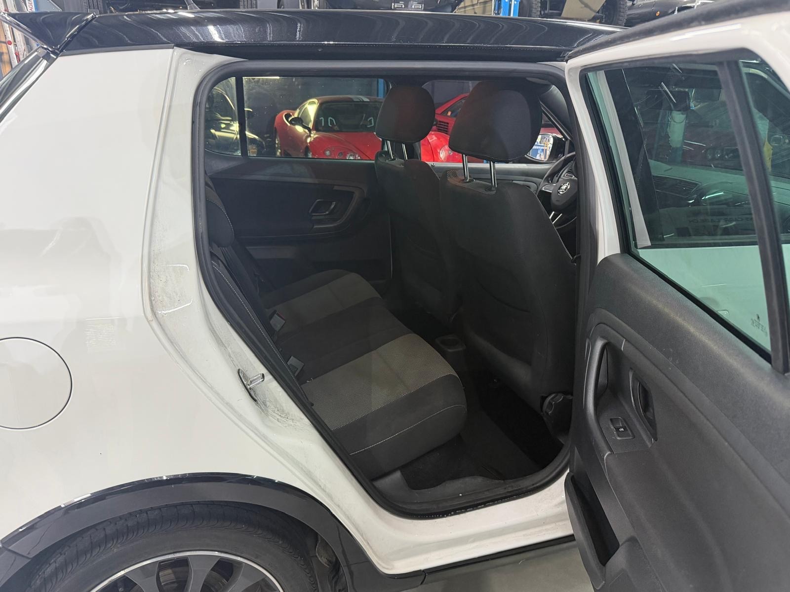 SKODA Fabia 1.2 TSI Monte Carlo-image-11