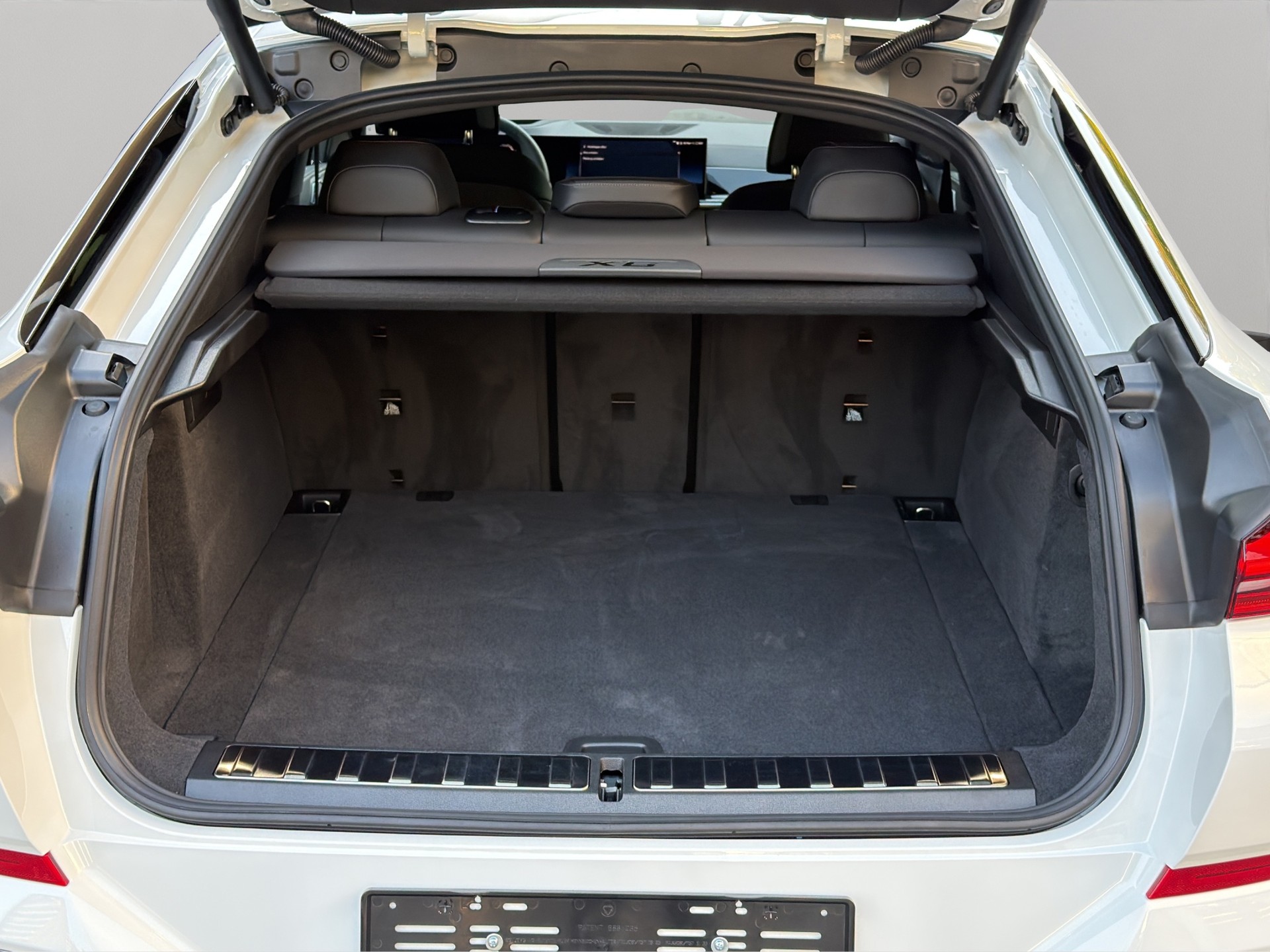 BMW X6 xDrive 48V 30d M Sport Pro Steptronic-image-17