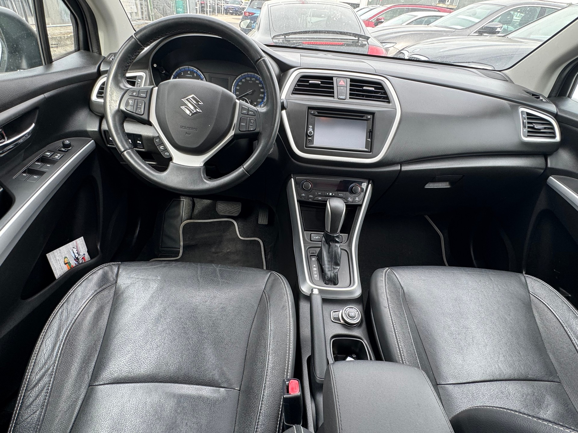 SUZUKI SX4 S-Cross 1.6 16V Sergio Cellano 4WD CVT7-image-6