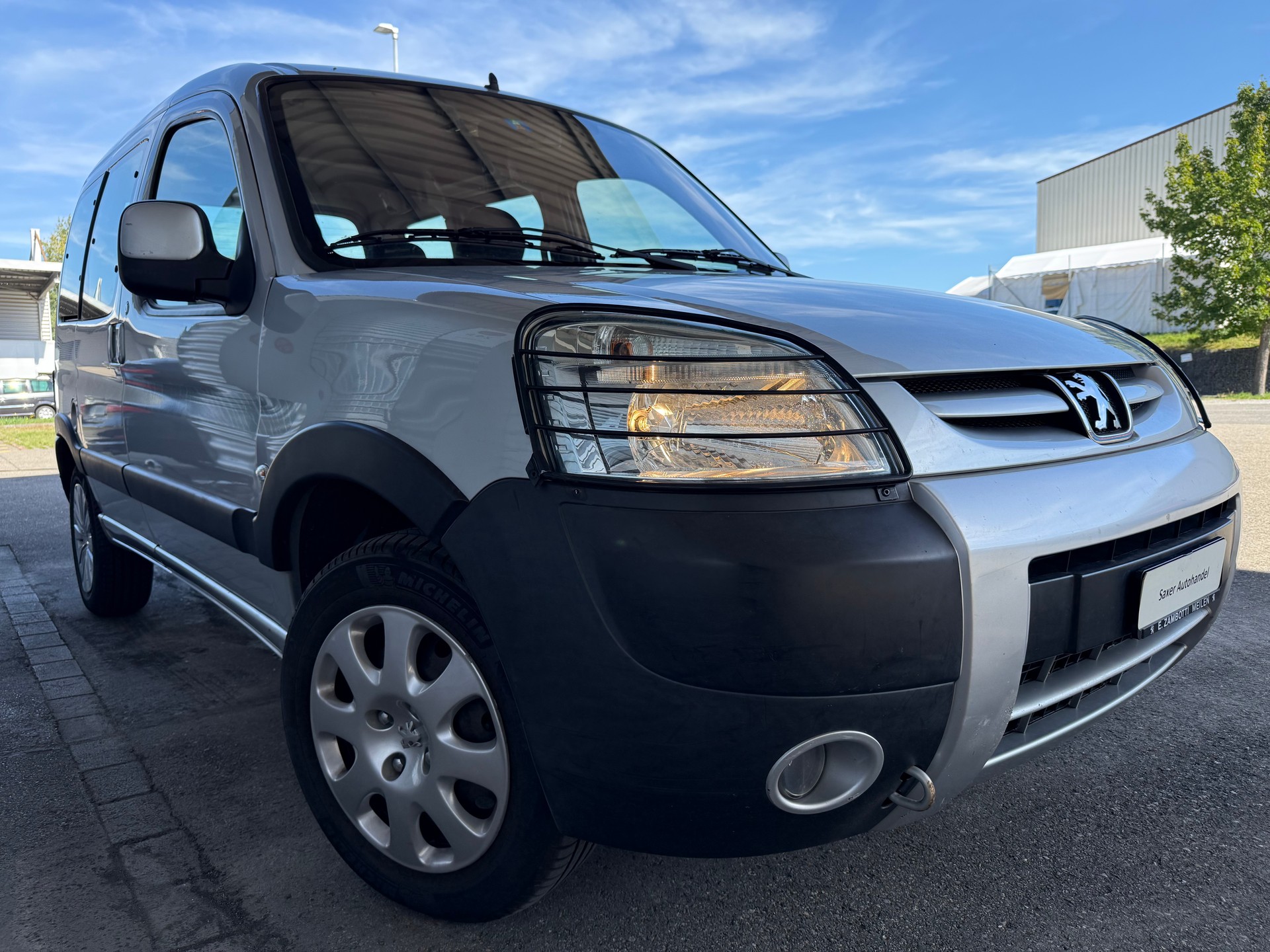 PEUGEOT Partner 1.6 XT Plus-image-2
