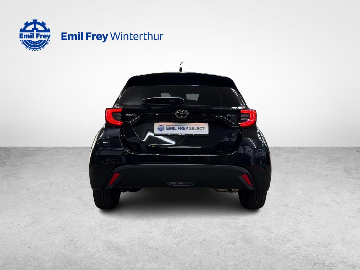TOYOTA Yaris 1.5 VVT-i HSD Trend-image-3
