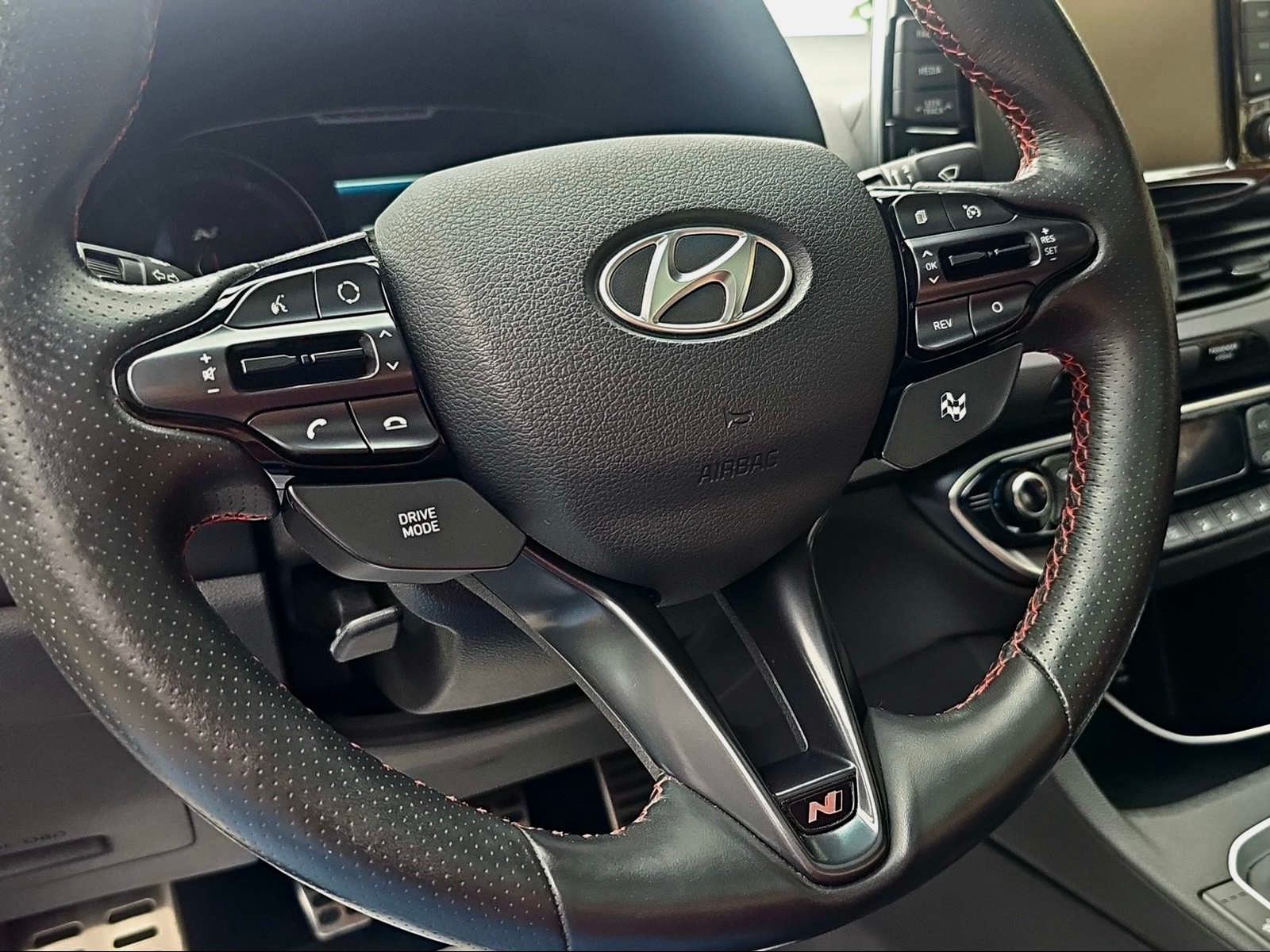 HYUNDAI i30 Fastback N 2.0 T-GDi-image-14