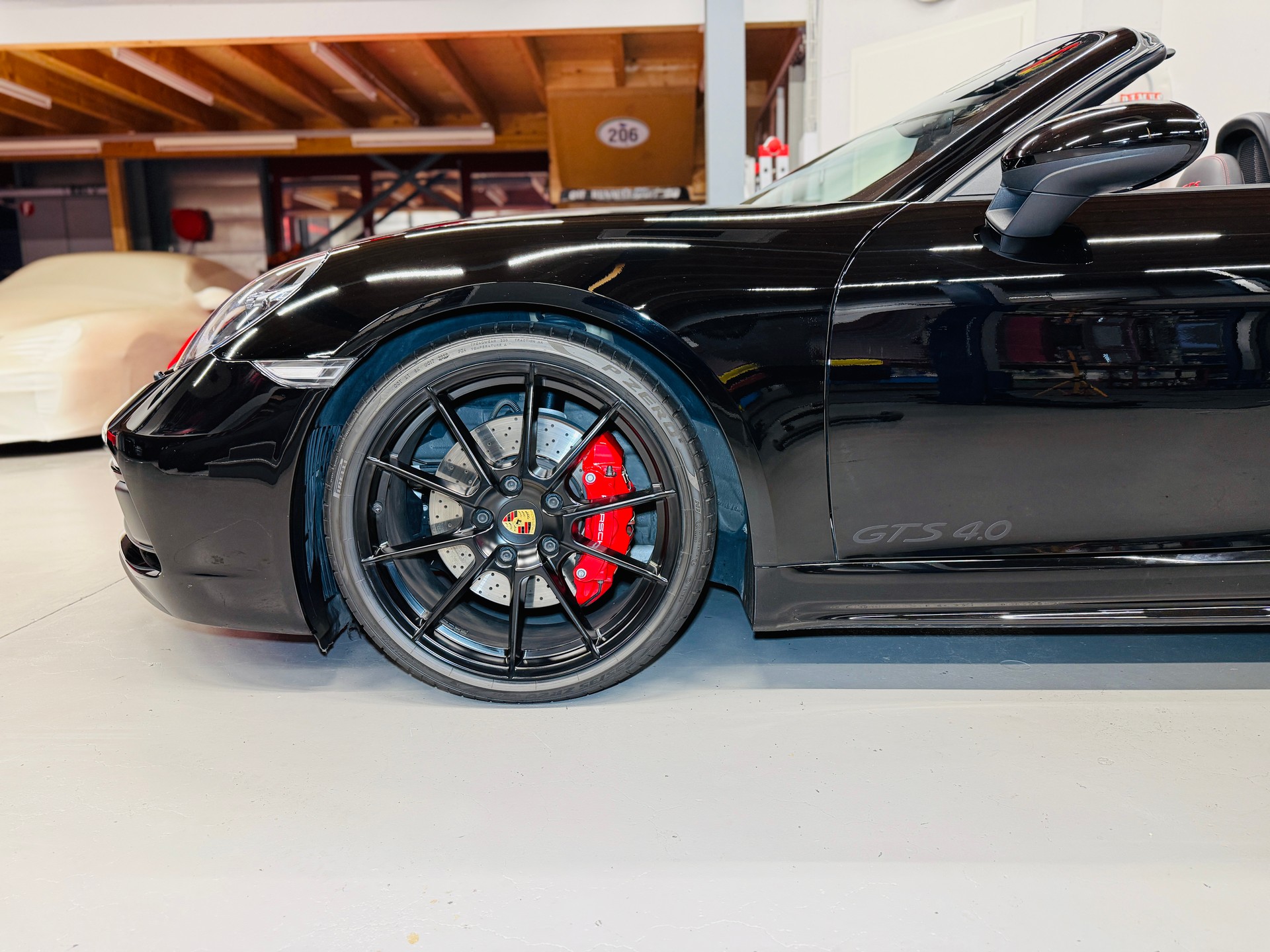 PORSCHE 718 Boxster GTS 4.0 PDK / All Black mit GTS Interieur-image-15
