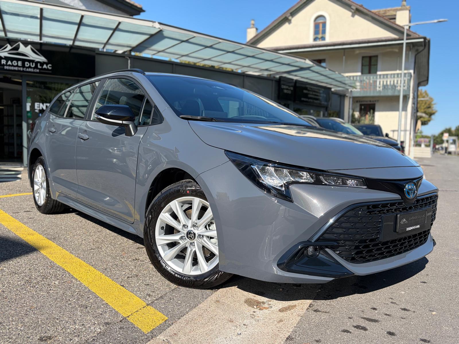 TOYOTA Corolla Touring Sports 1.8 HSD Comfort e-CVT
