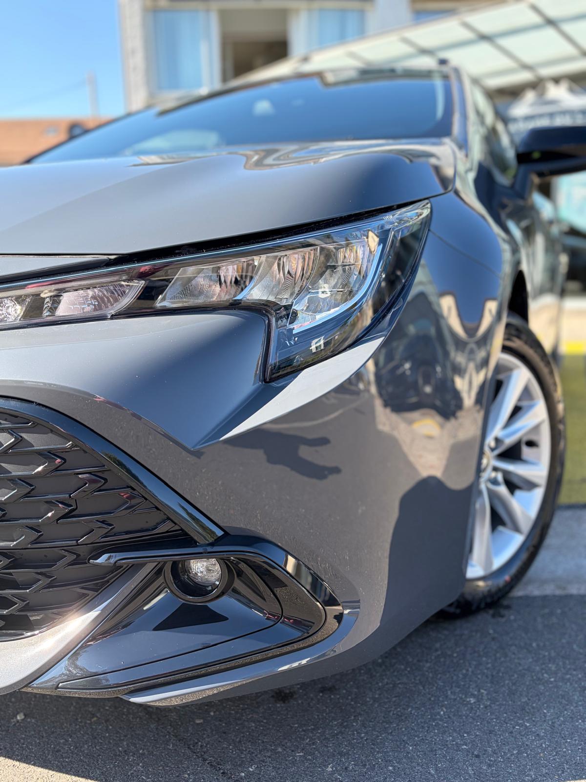TOYOTA Corolla Touring Sports 1.8 HSD Comfort e-CVT-image-4