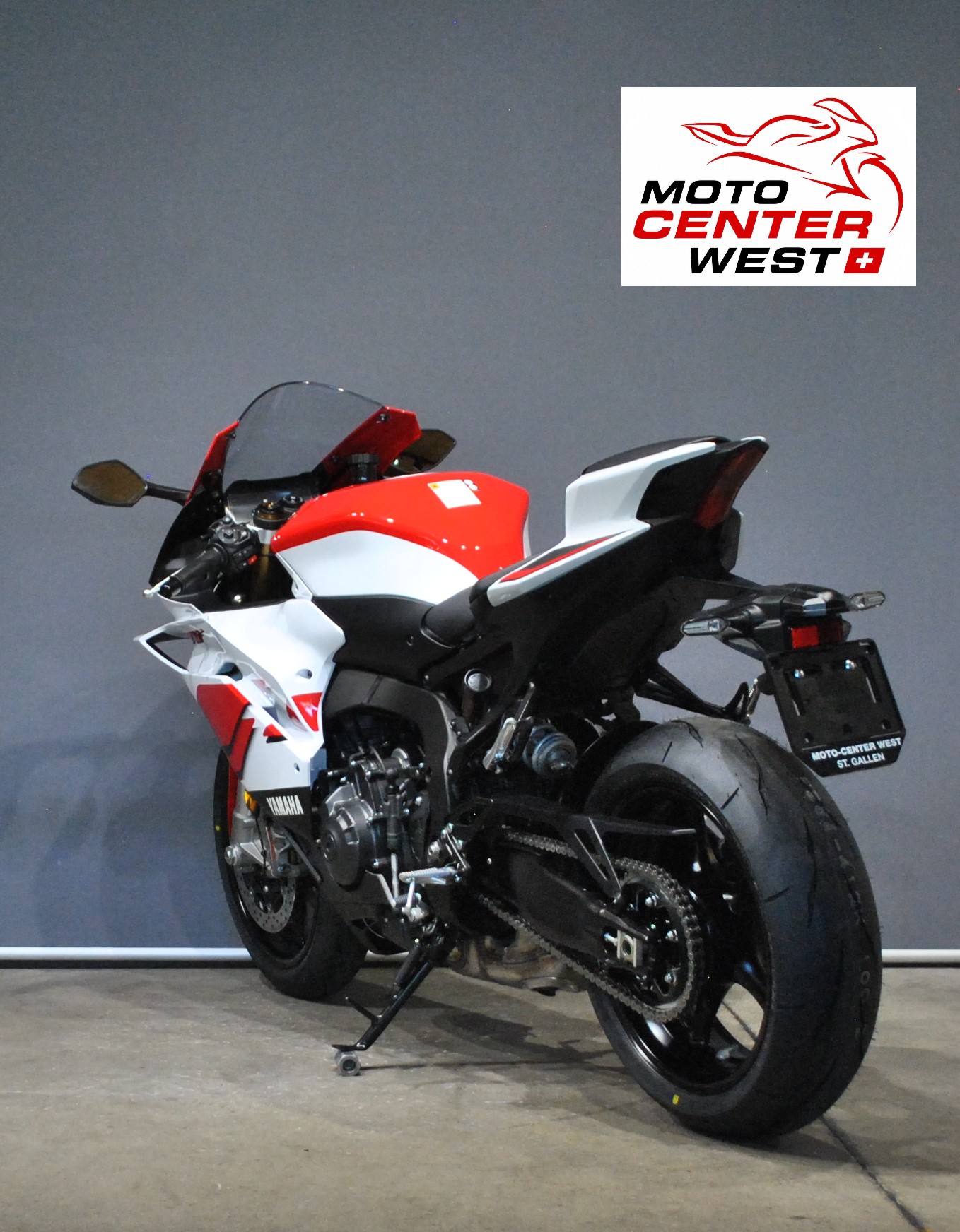 YAMAHA YZF-R9-showroom-element-3