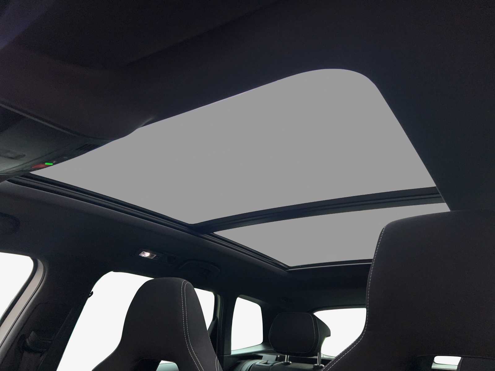 SKODA Karoq 1.5 TSI SportLine DSG-image-15