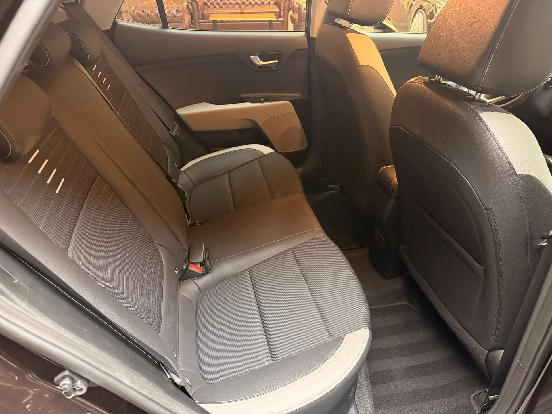 KIA Stonic 1.0 T-GDi-image-18