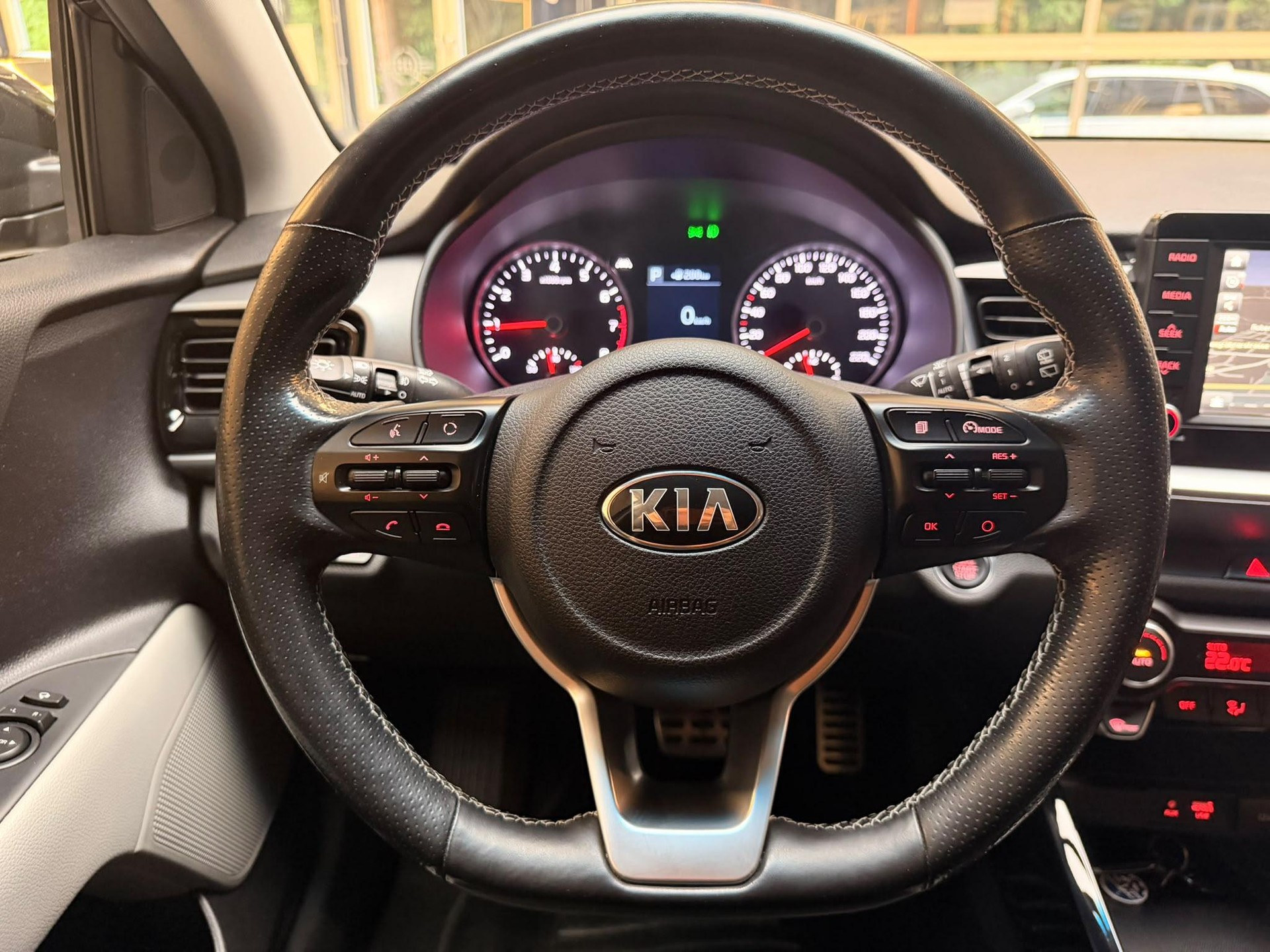 KIA Stonic 1.0 T-GDi-image-12