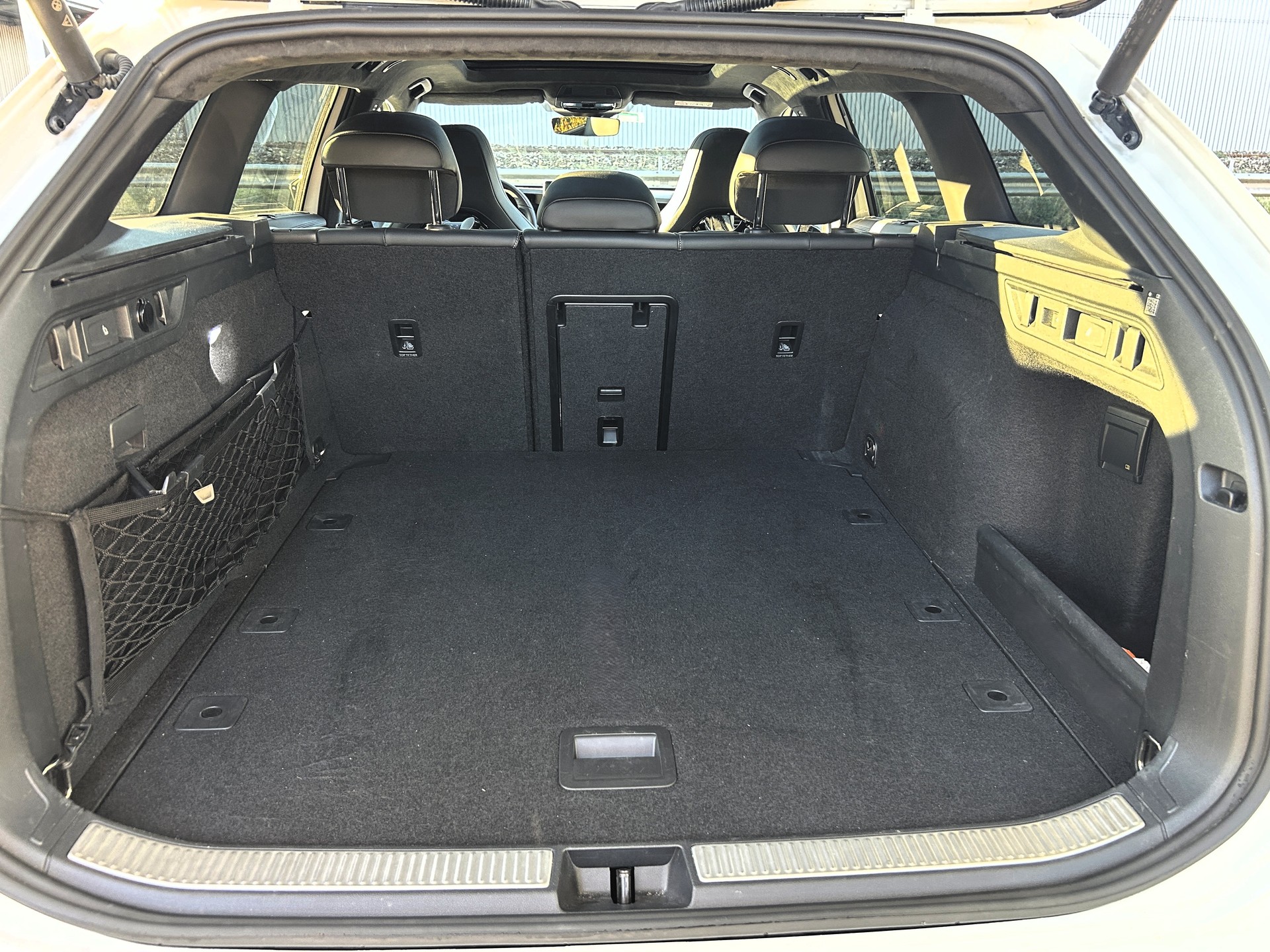 VW Passat Variant 2.0 TDI evo R-Line DSG 4 Motion-image-16