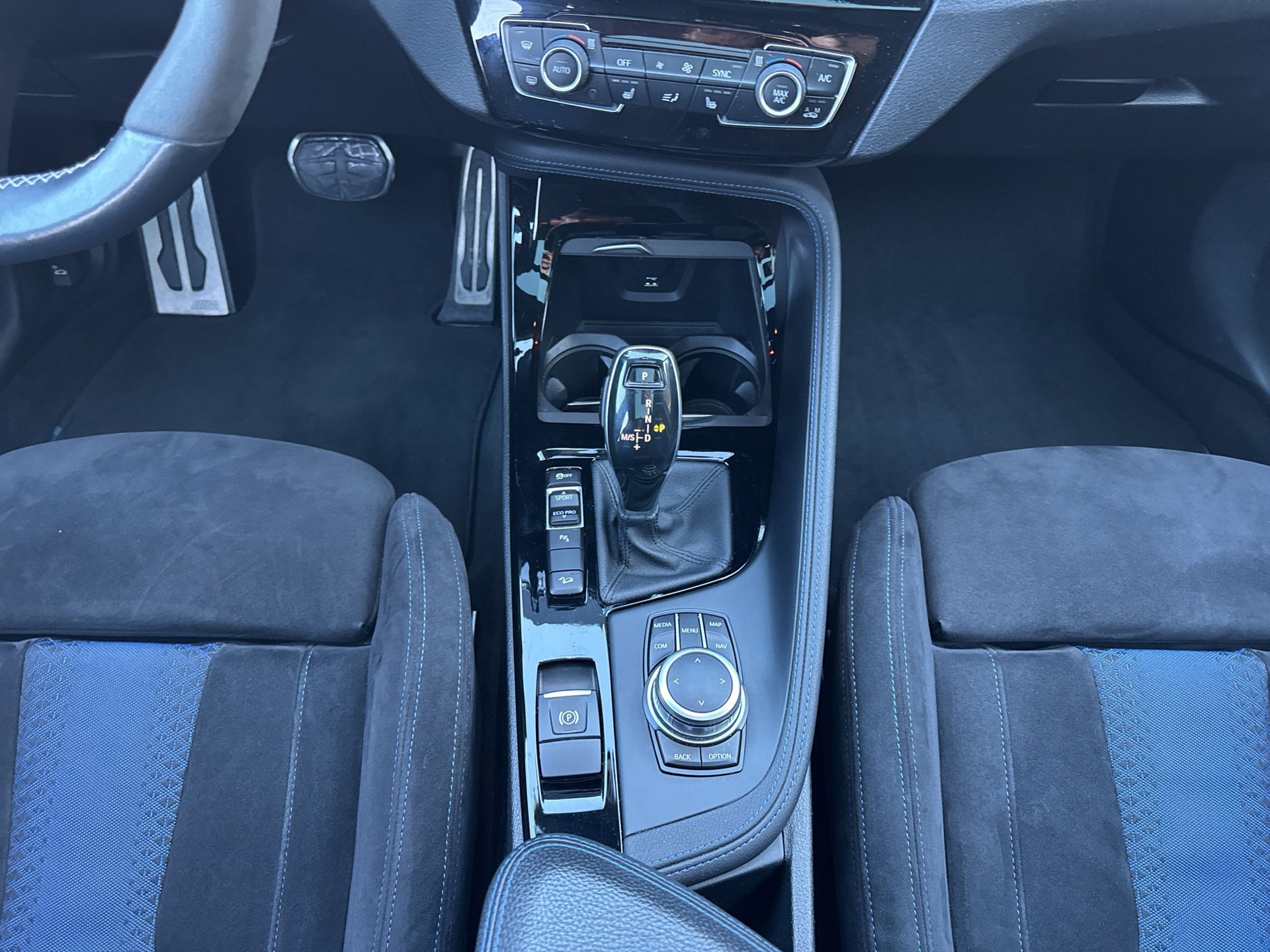 BMW X2 M35i Steptronic-image-12
