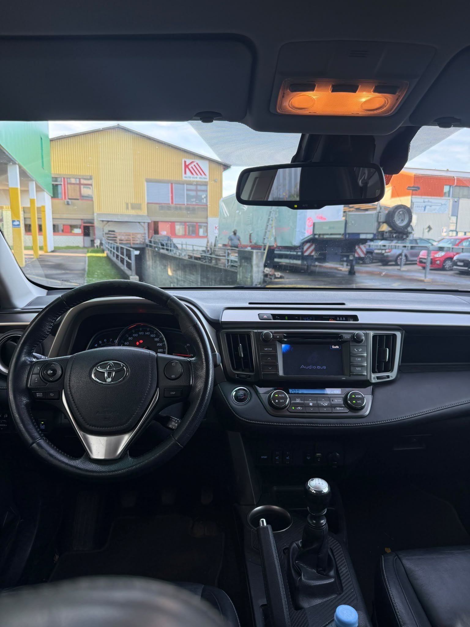 TOYOTA RAV-4 2.0 16V Style-image-9