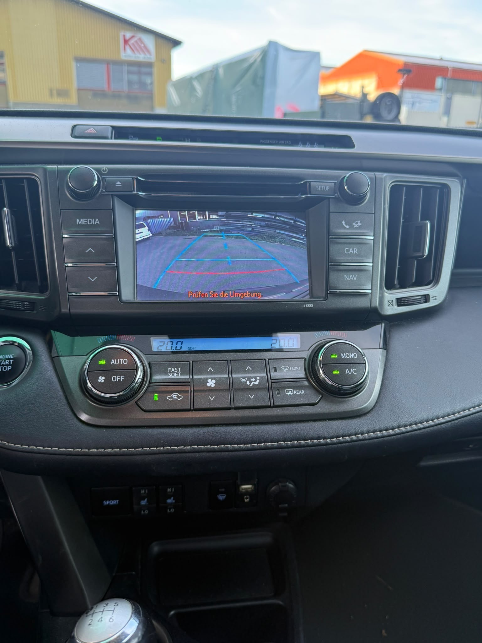 TOYOTA RAV-4 2.0 16V Style-image-10