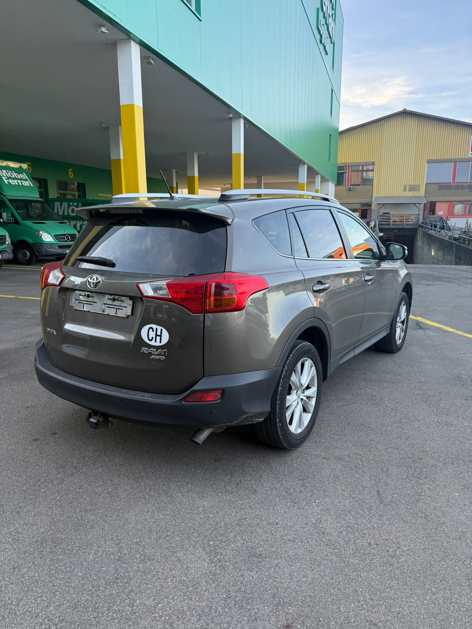 TOYOTA RAV-4 2.0 16V Style-image-6