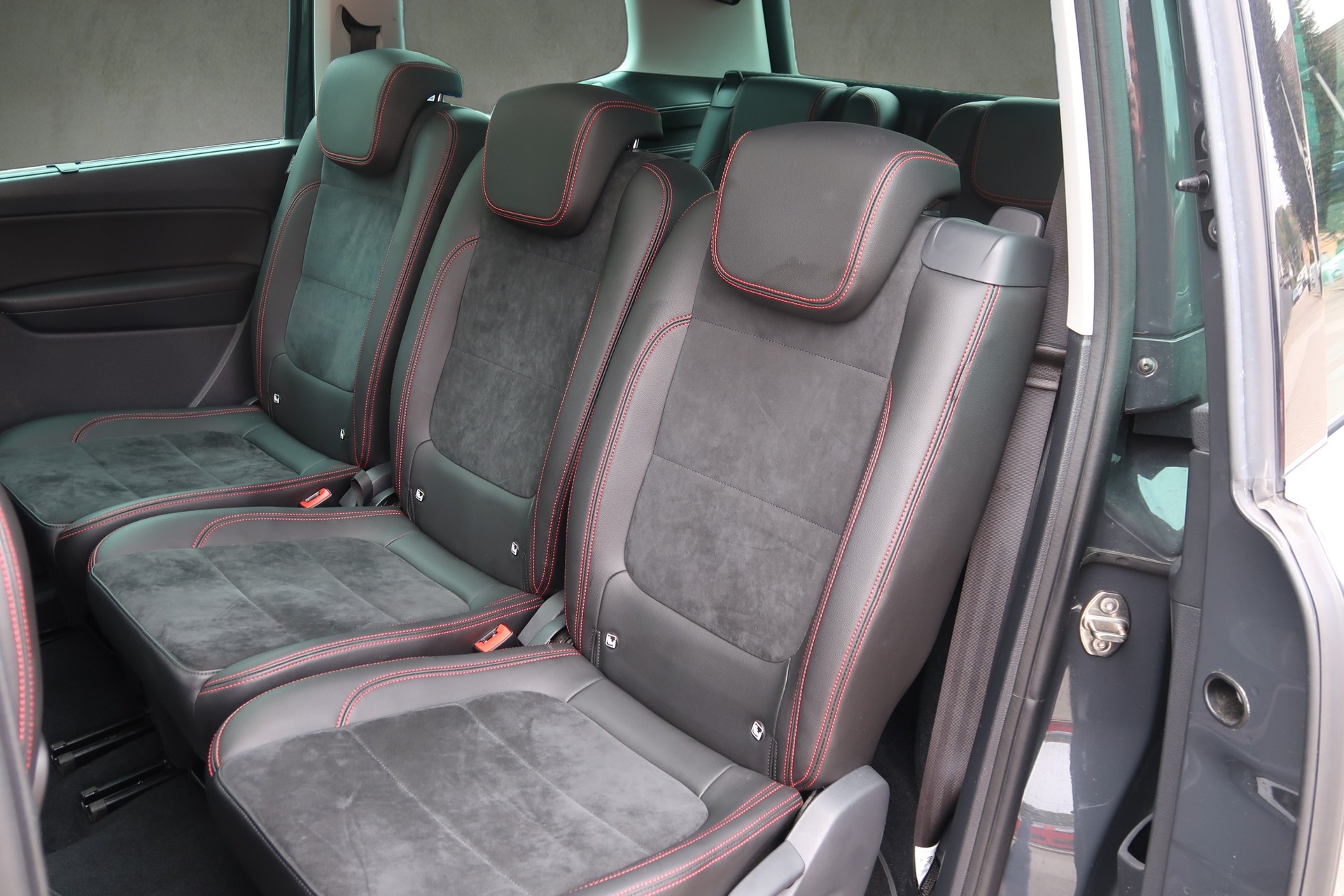 SEAT Alhambra 1.4 TSI DSG FR-LINE-image-20