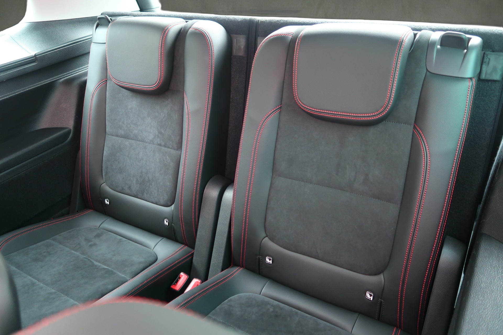 SEAT Alhambra 1.4 TSI DSG FR-LINE-image-21