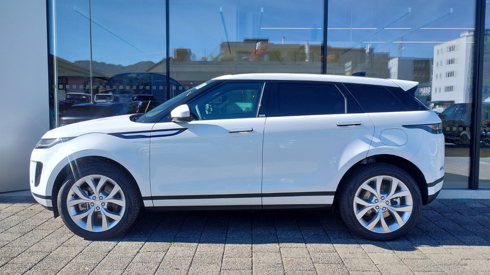 LAND ROVER Range Rover Evoque P 300e SE AT8-image-1
