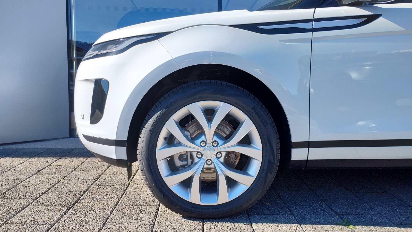 LAND ROVER Range Rover Evoque P 300e SE AT8-image-2