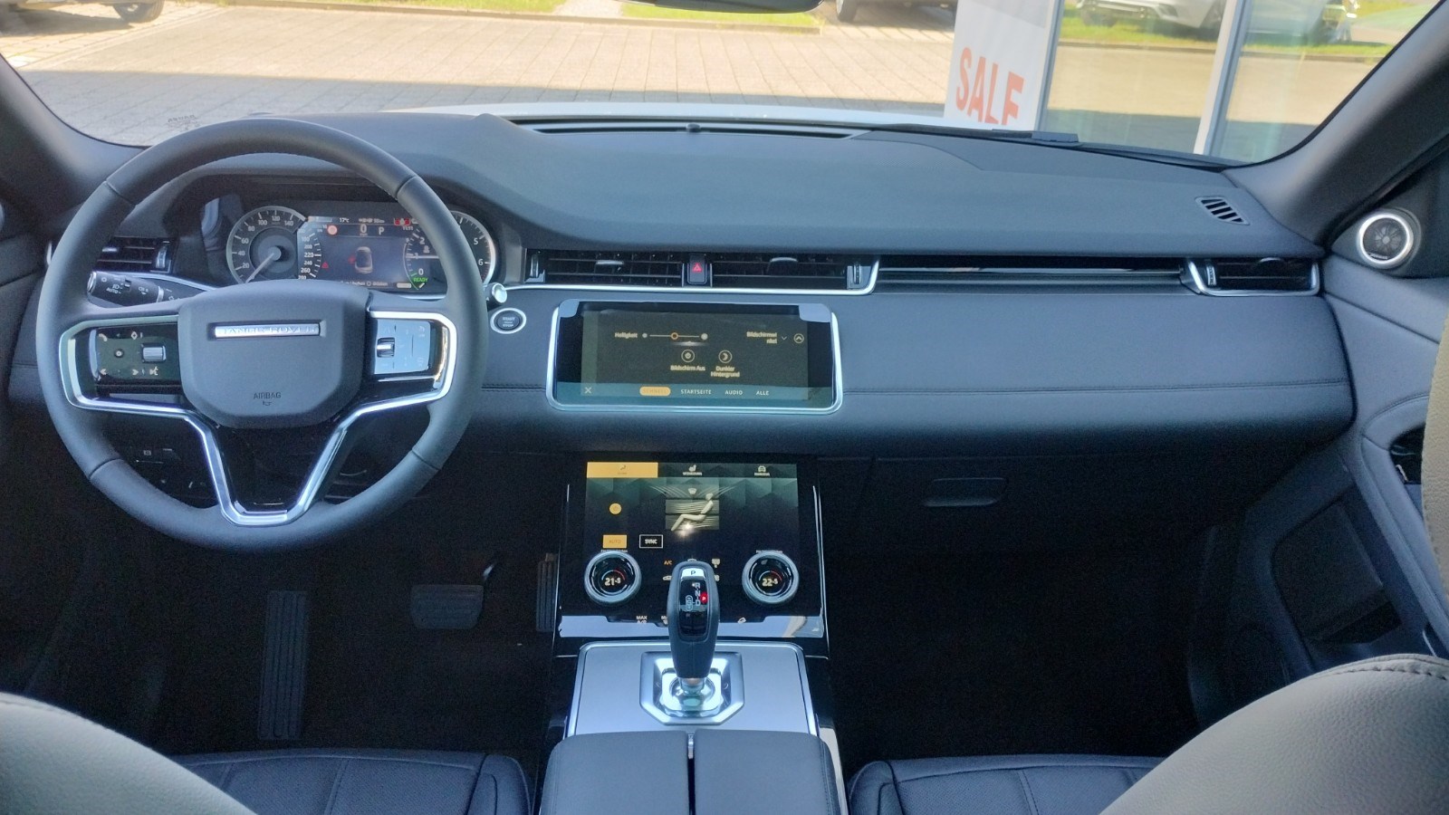 LAND ROVER Range Rover Evoque P 300e SE AT8-image-4