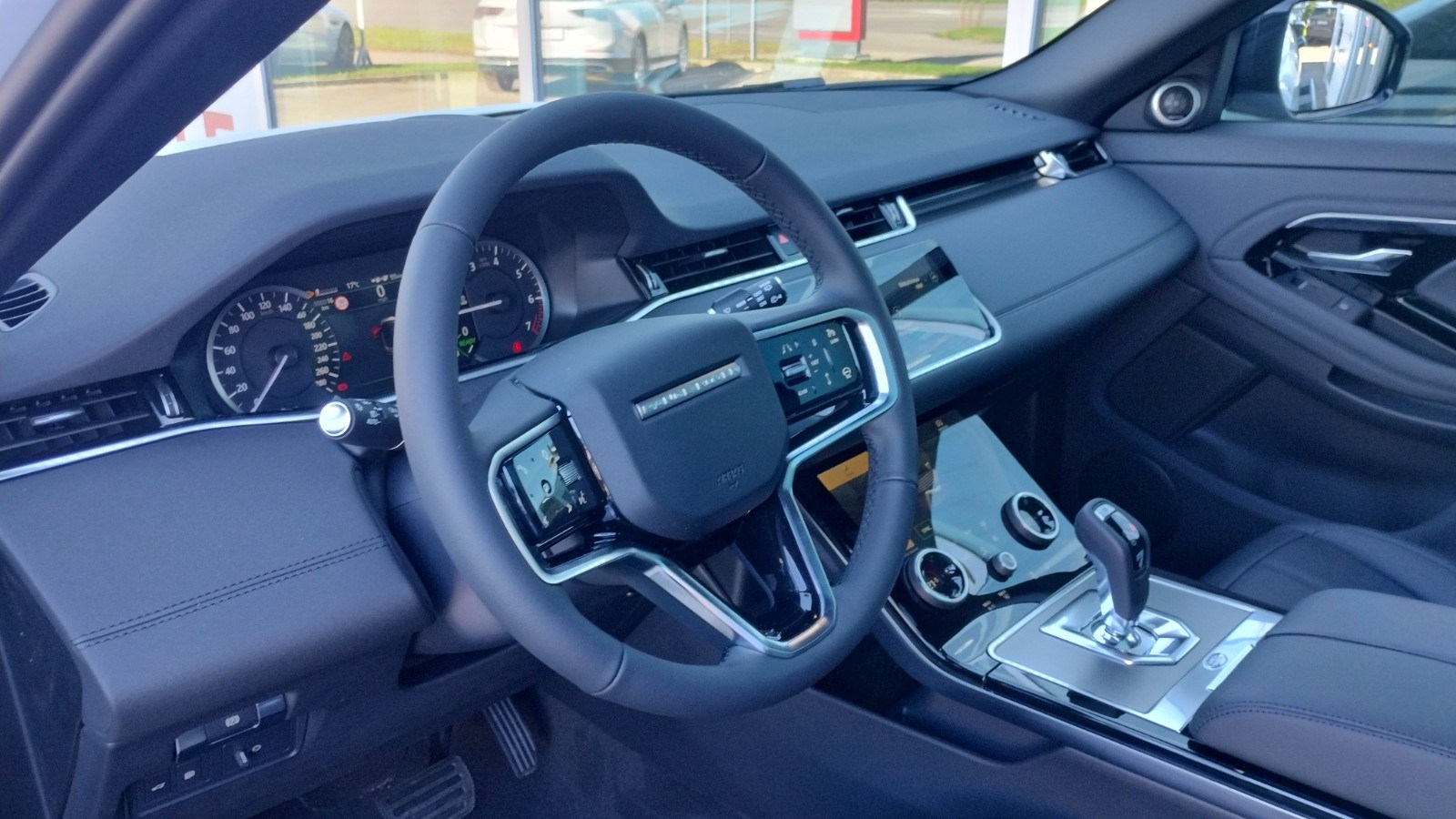 LAND ROVER Range Rover Evoque P 300e SE AT8-image-5