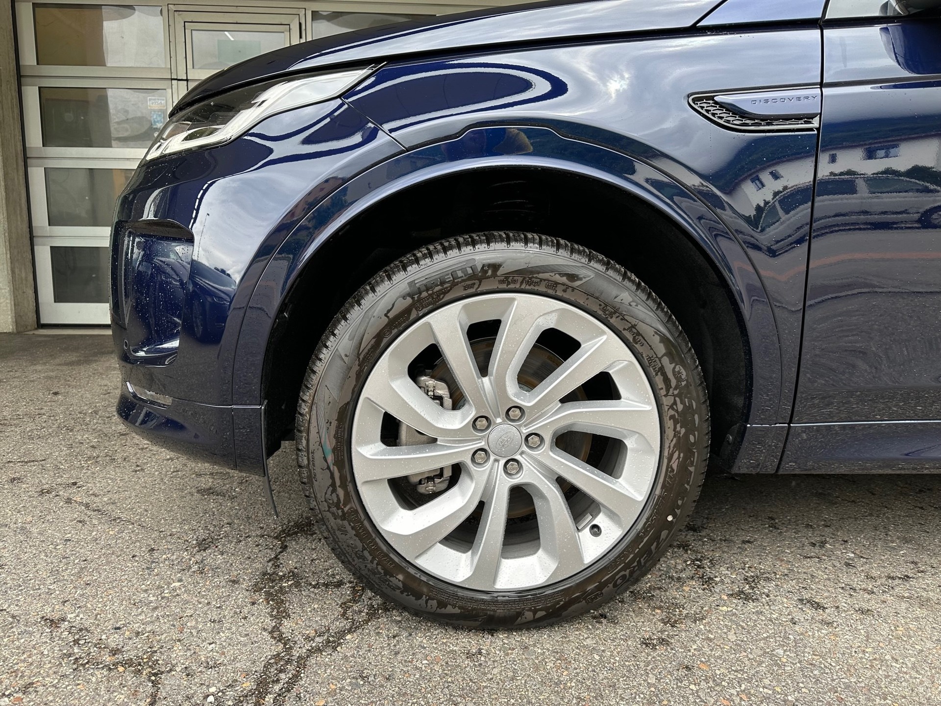 LAND ROVER Discovery Sport R Dyn P300e 1.5 PHEV S AT8-image-4