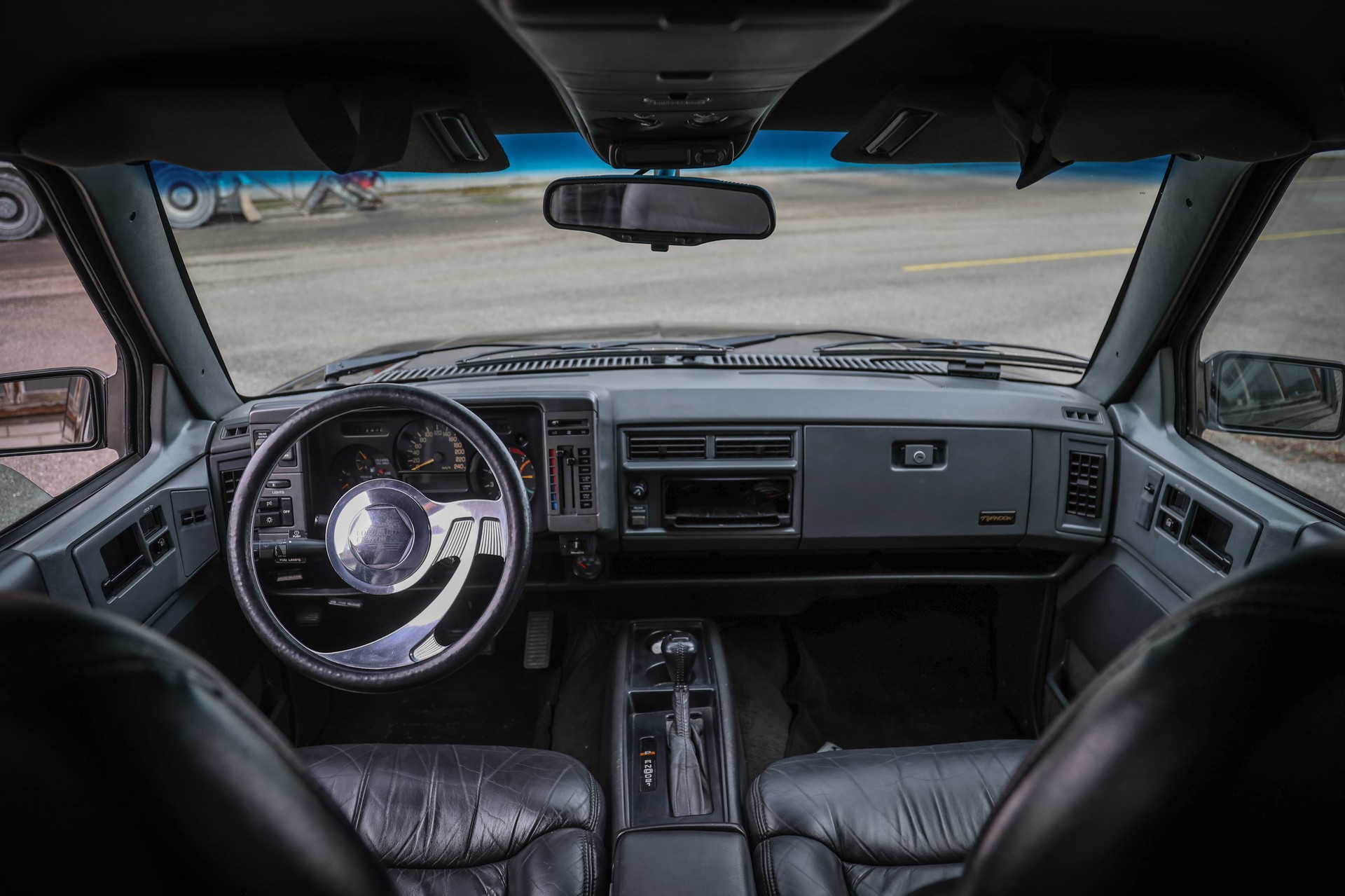 GMC Typhoon-image-8