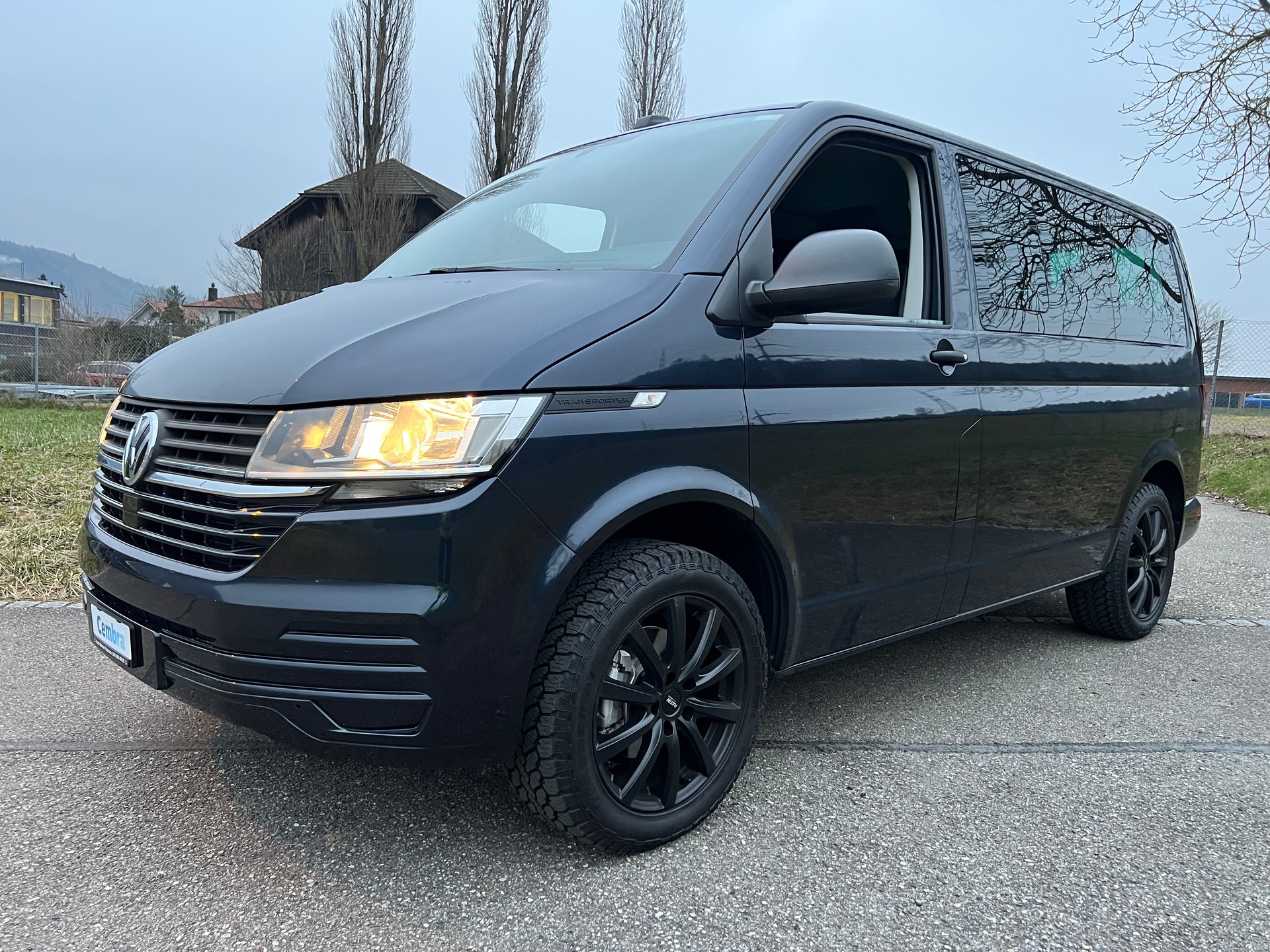 VW VW BUS 9 PLÄTZER AUTOMAT DSG  T6.1 2.0 TDI . CH WAGEN. GEPFLEGT. LEASING AB 499.--image-30