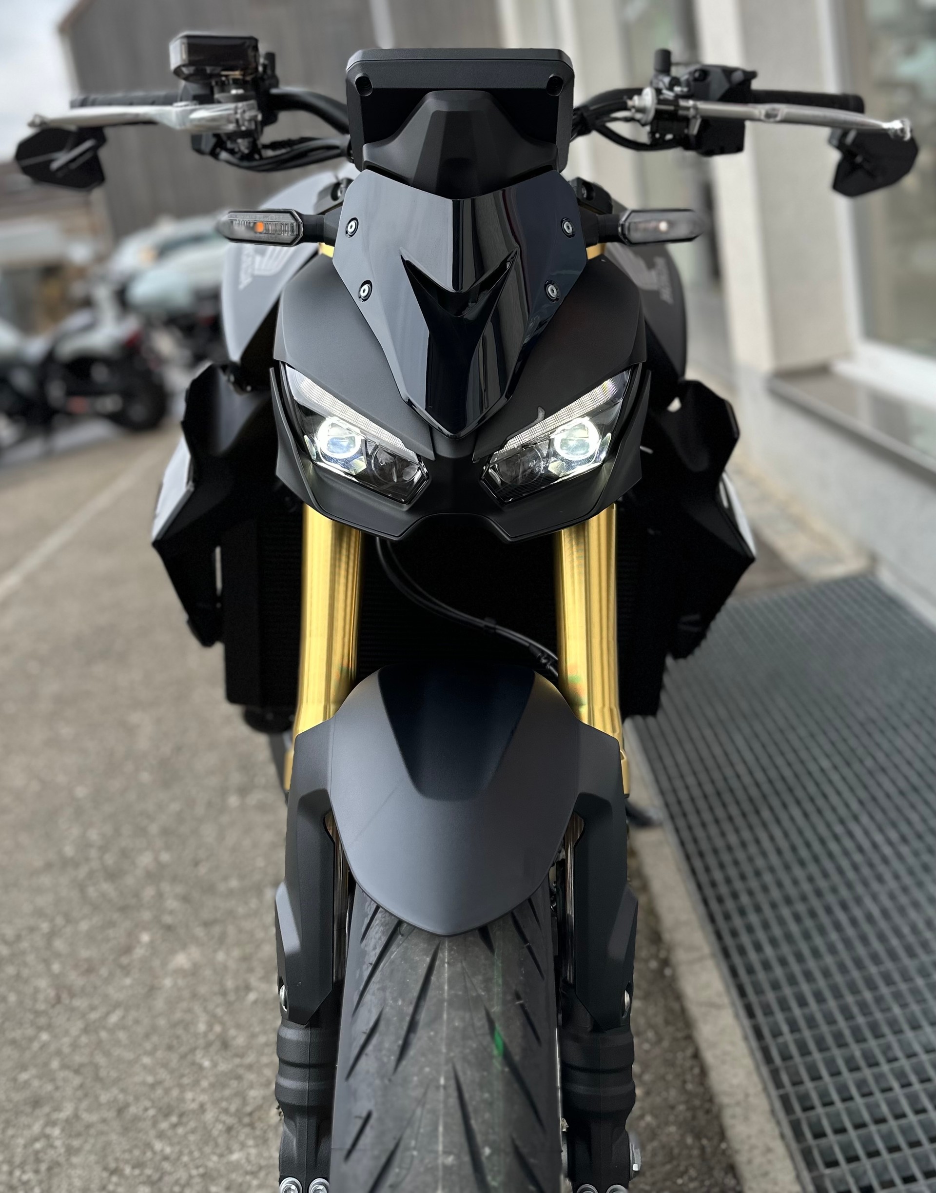 HONDA CB 1000 Hornet SP-showroom-element-1