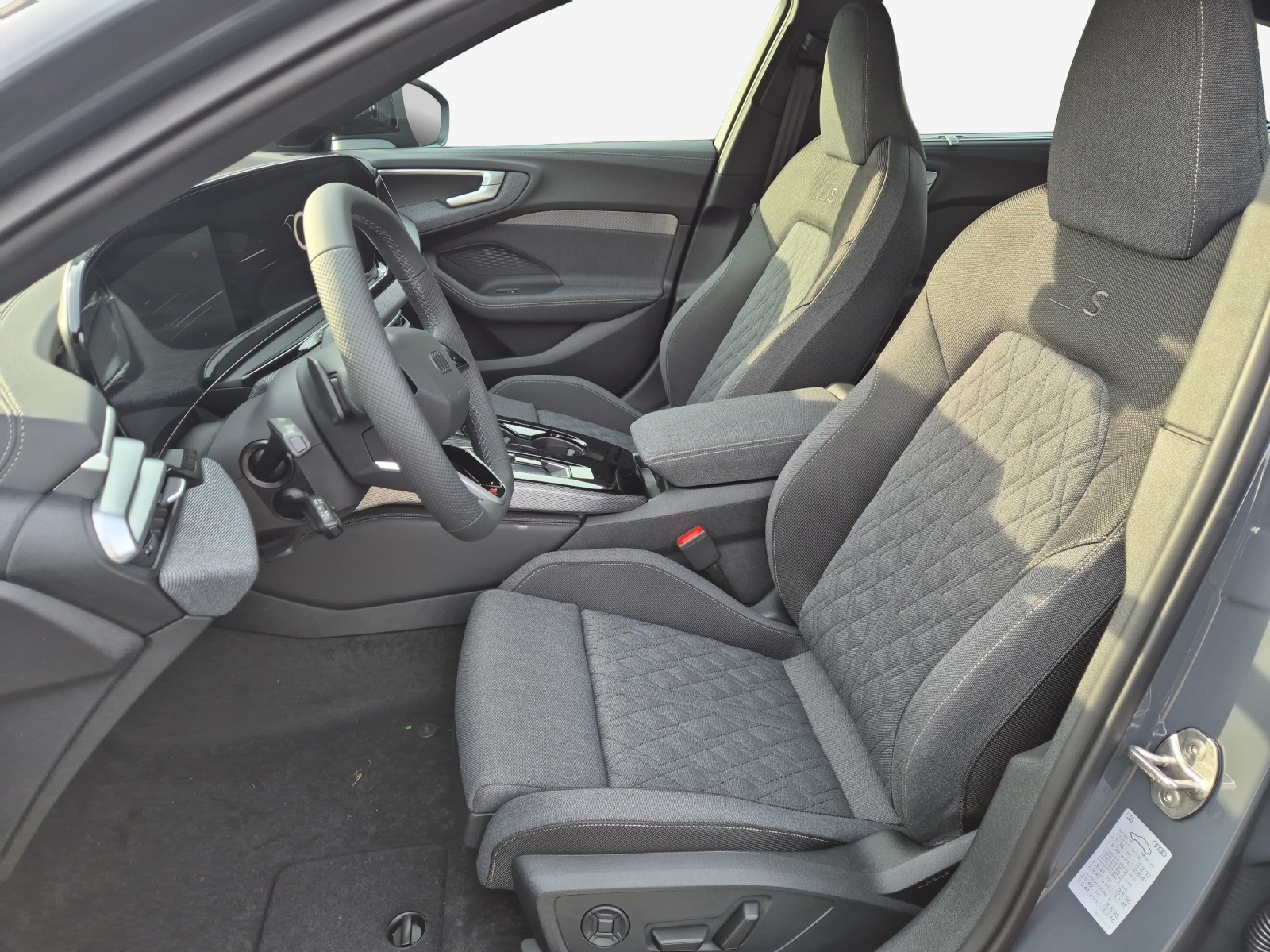 AUDI A5 Avant TDI quattro 150 kW Attraction S tronic-image-7