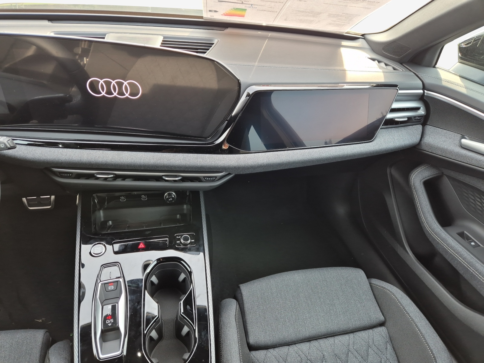 AUDI A5 Avant TDI quattro 150 kW Attraction S tronic-image-10