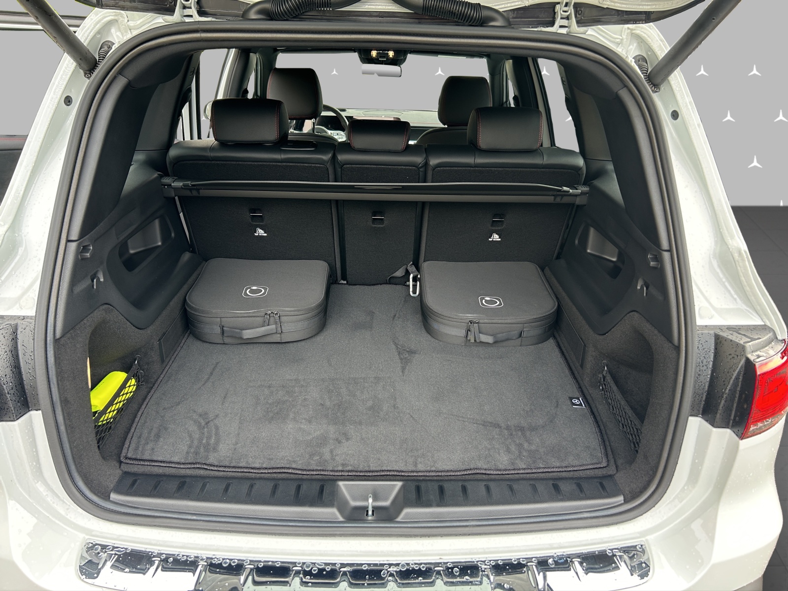 MERCEDES-BENZ EQB 350 AMG Line 4Matic-image-7