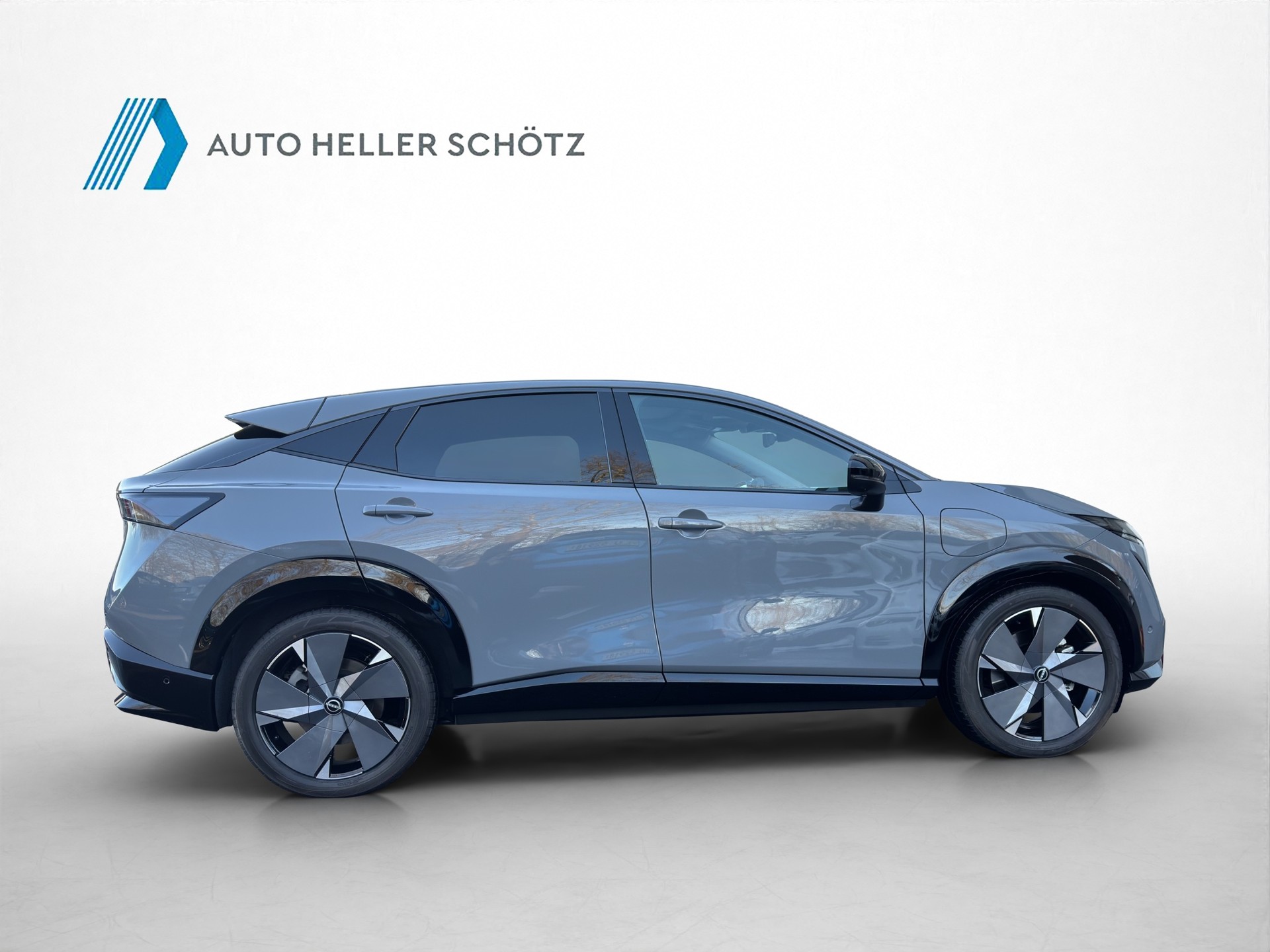 NISSAN Ariya 87 kWh e-4orce Evolve Allrad-image-6
