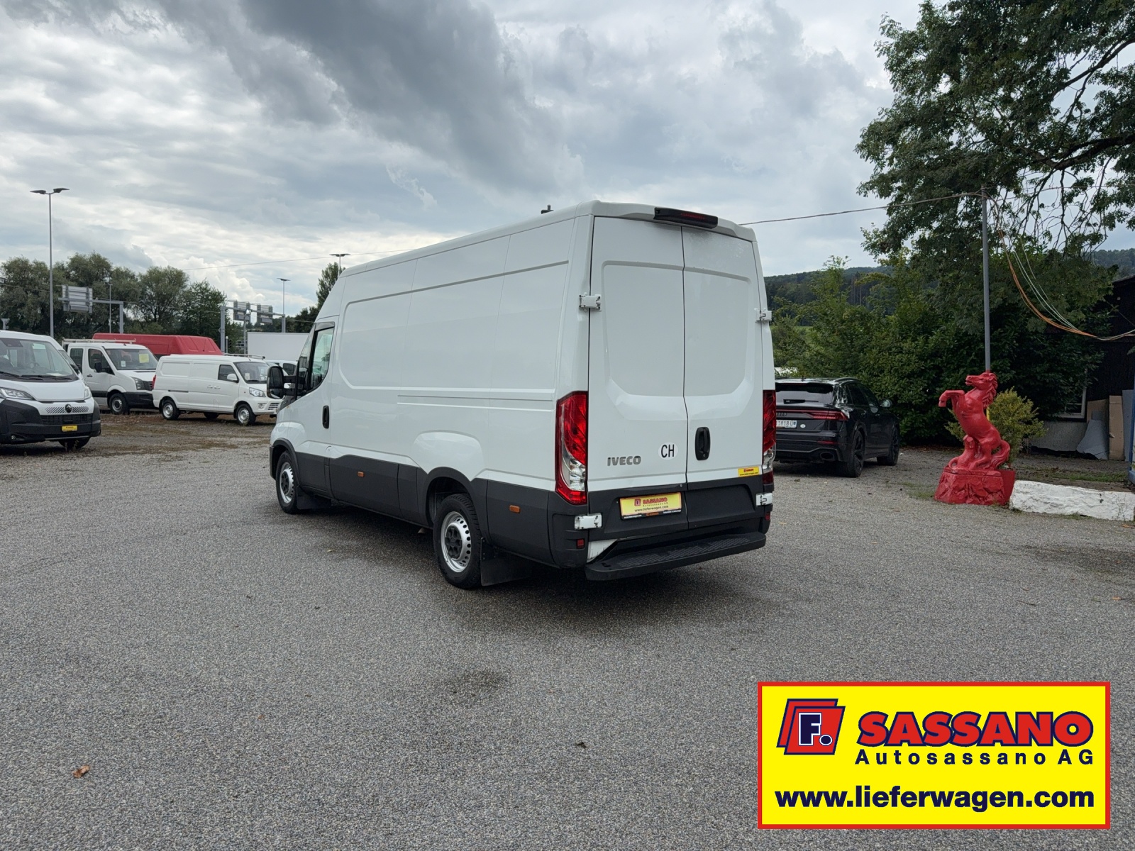 IVECO Daily 35S14 L3H2 Kastenwagen-image-5