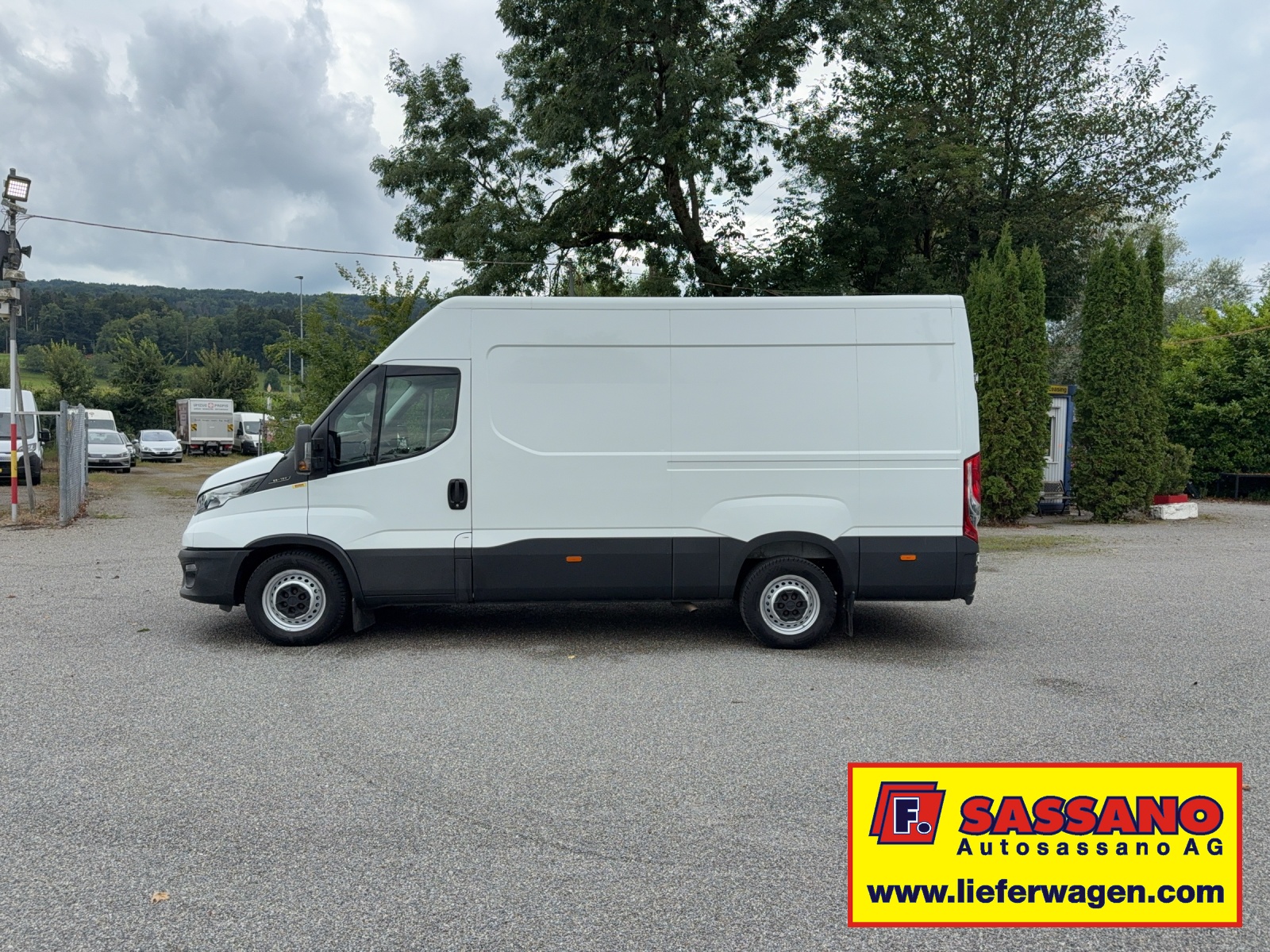 IVECO Daily 35S14 L3H2 Kastenwagen-image-1