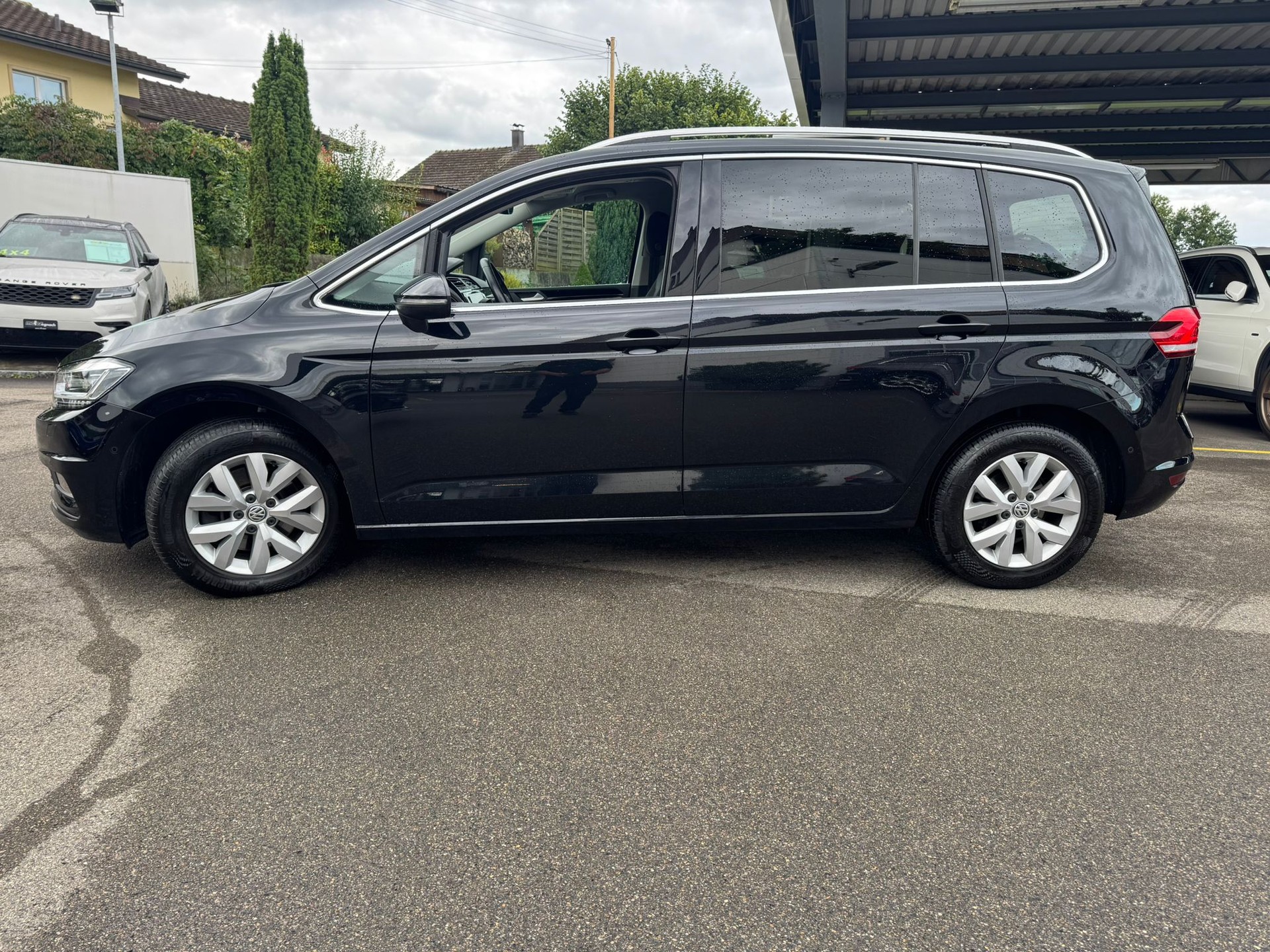 VW Touran 2.0 TDI BlueMotion Technology Comfortline DSG-image-4