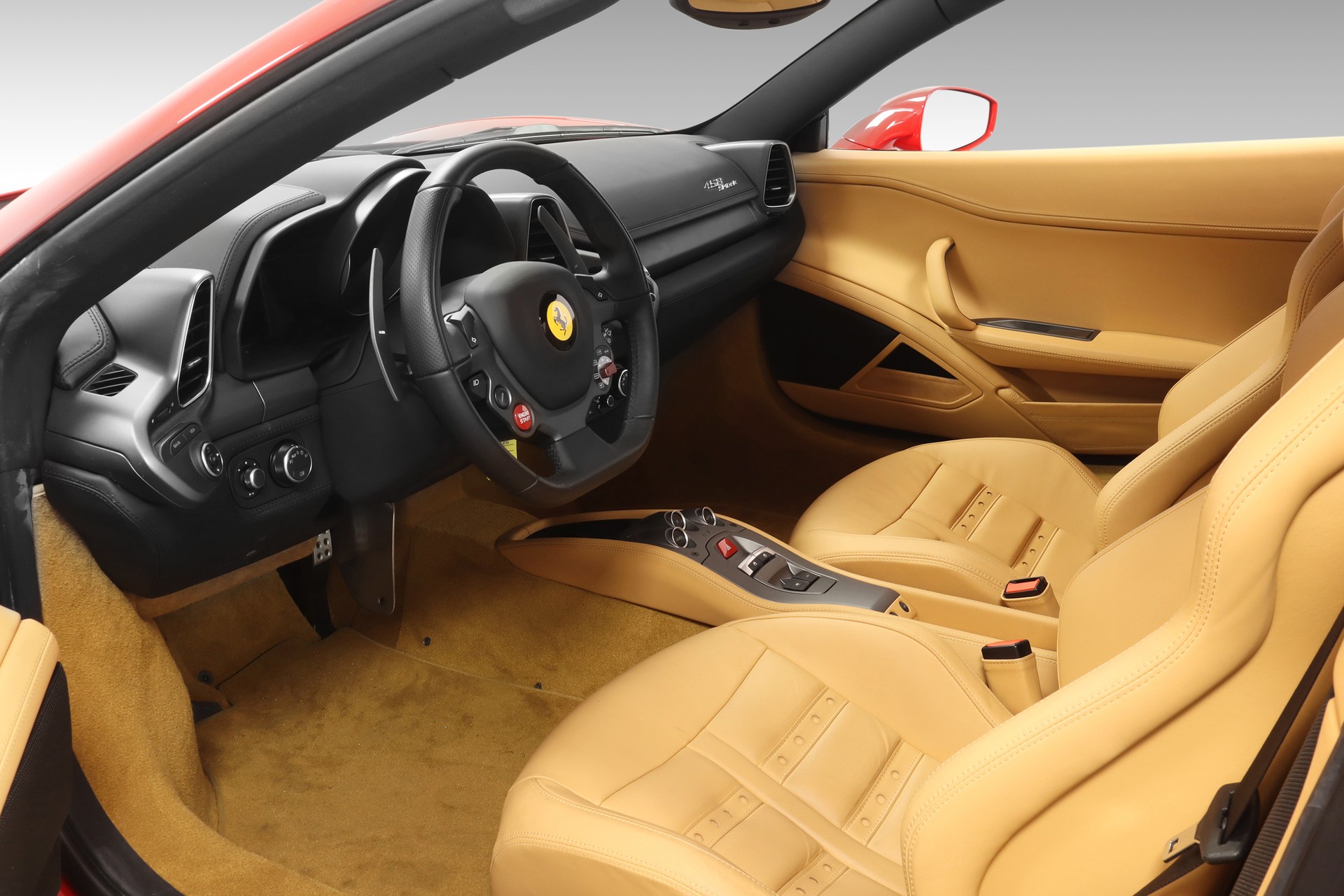 FERRARI 458 Spider-image-14
