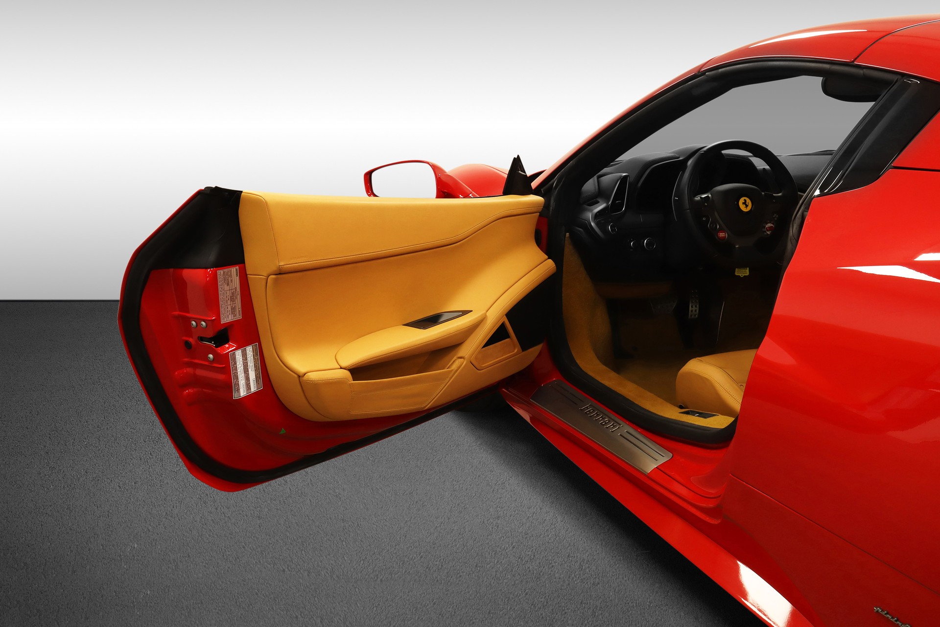 FERRARI 458 Spider-image-9