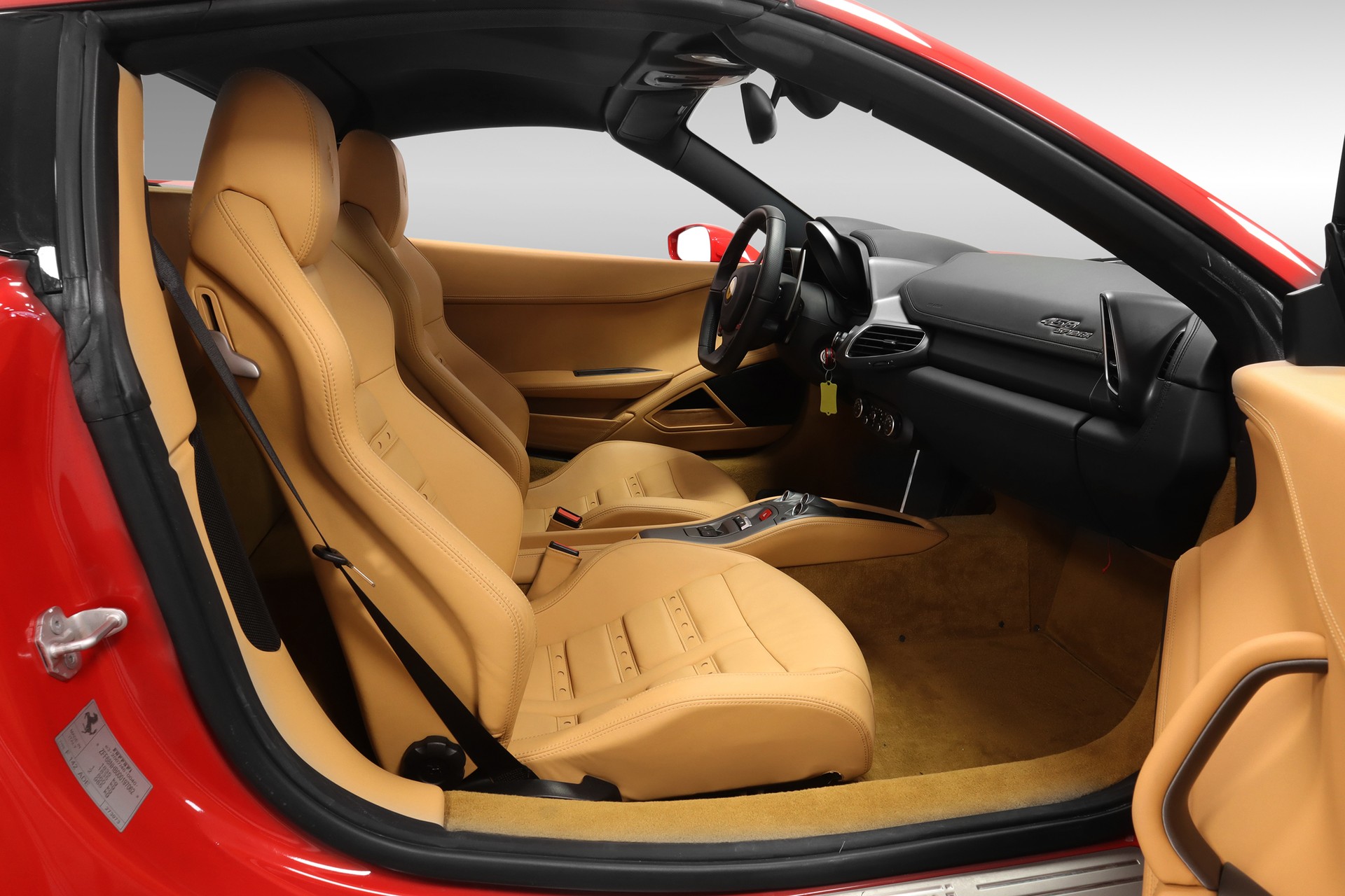 FERRARI 458 Spider-image-12