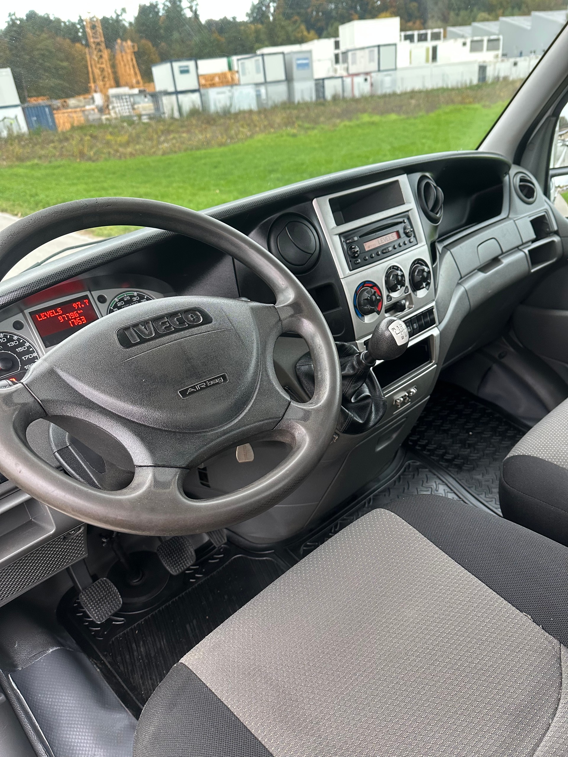 IVECO 35 C 15 Kipper-image-4